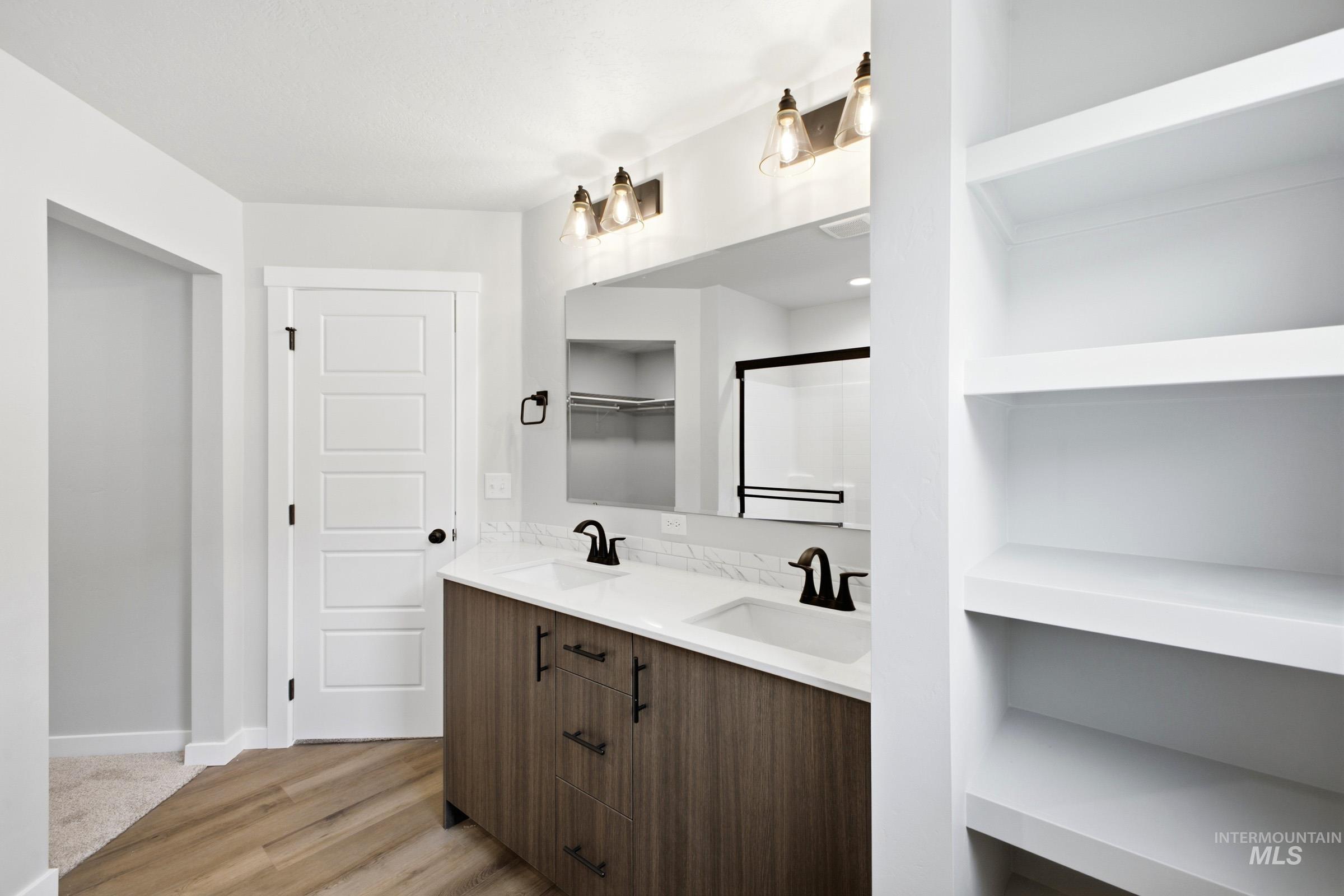 MLS #98991836 image #20