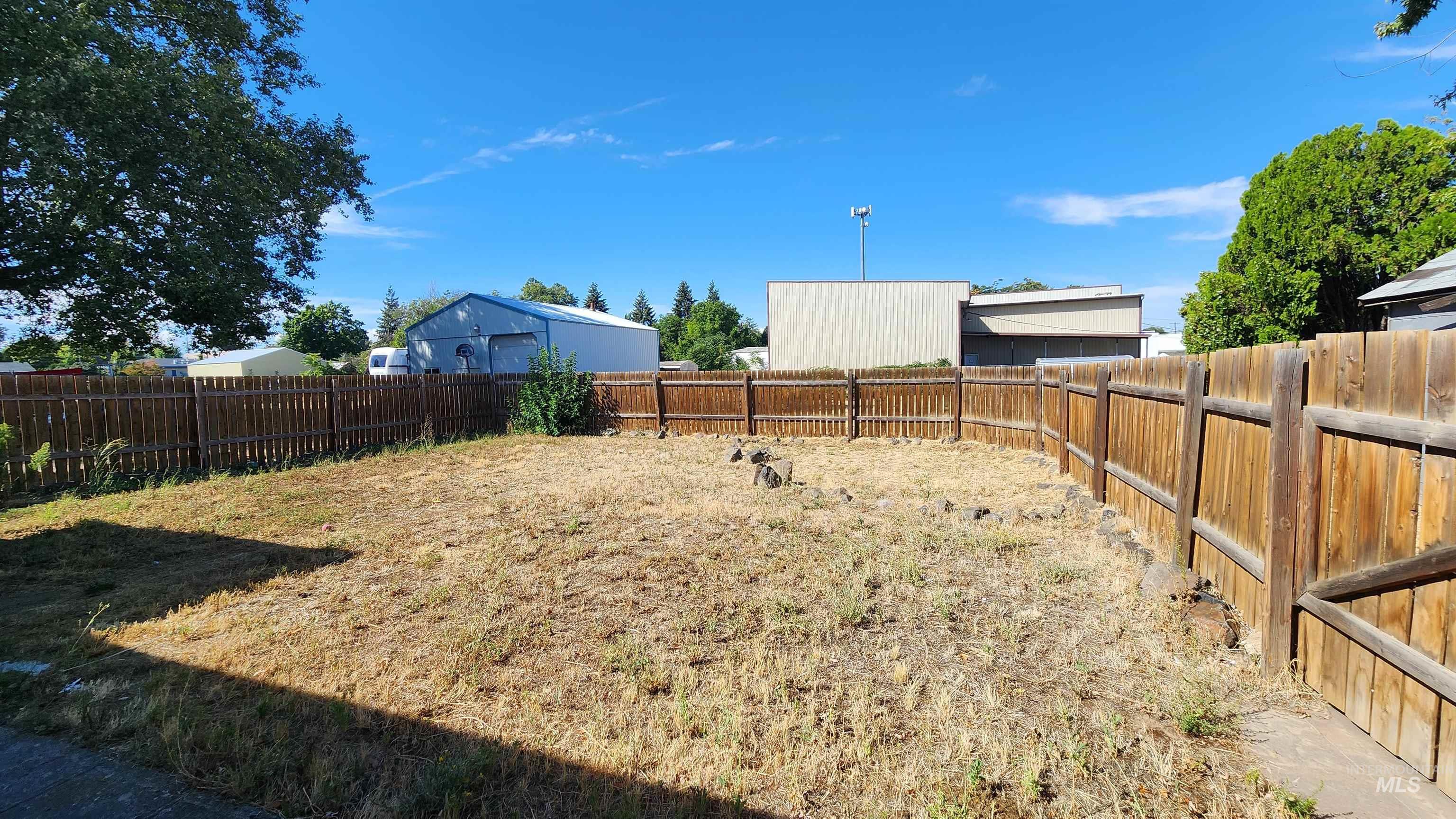 MLS #99000313 image #26