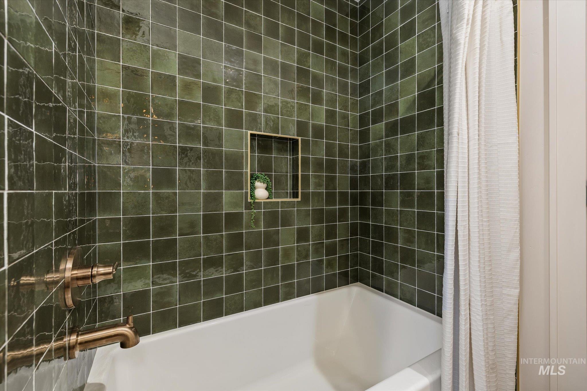 MLS #99001957 image #38