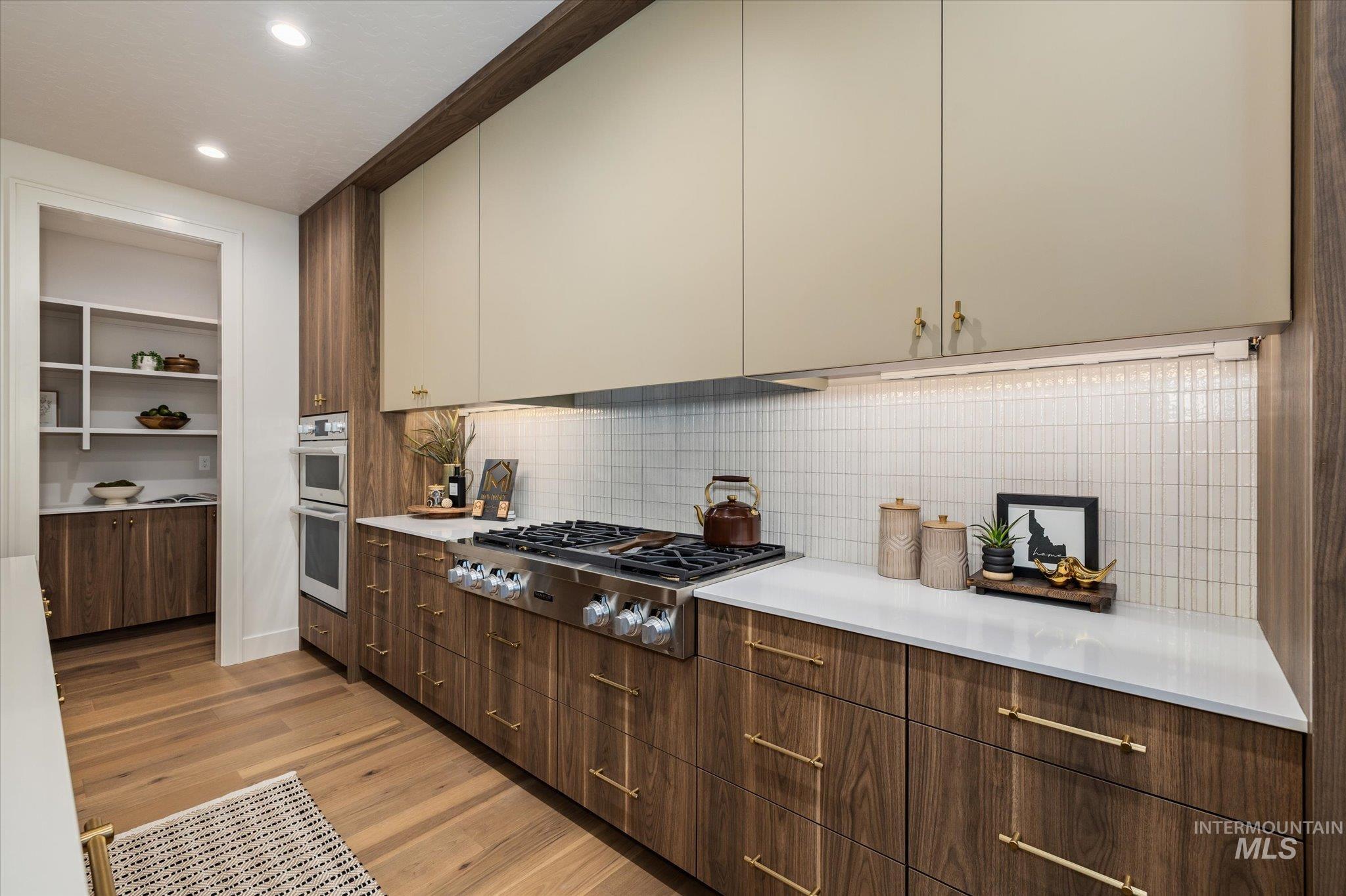MLS #99001957 image #9