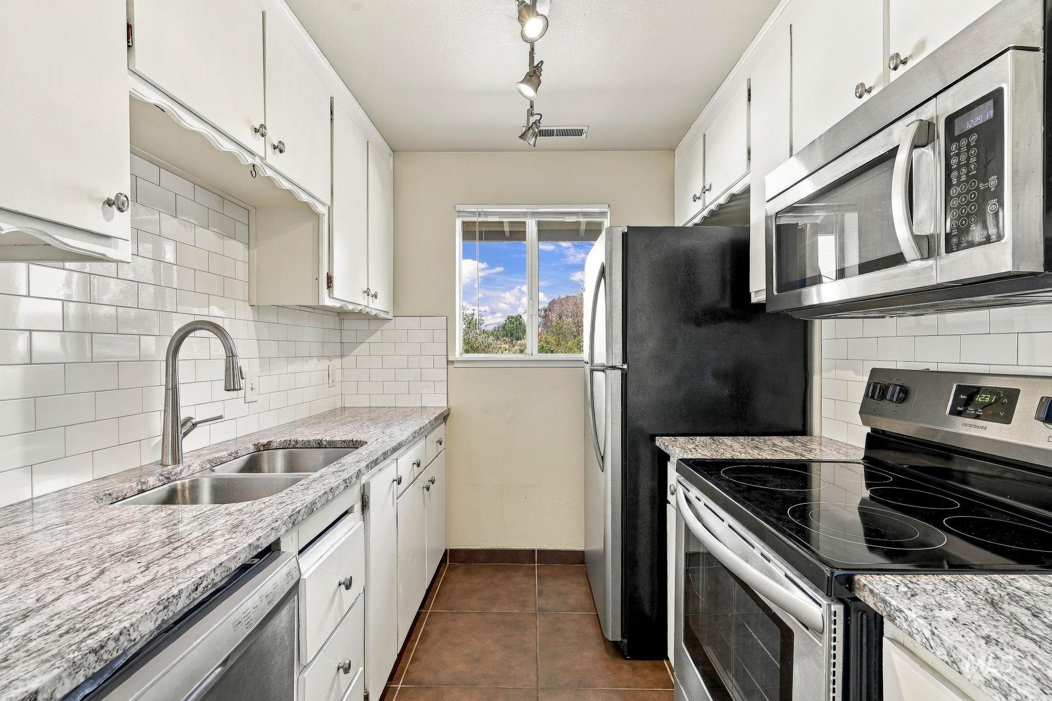 MLS #99004032 image #12