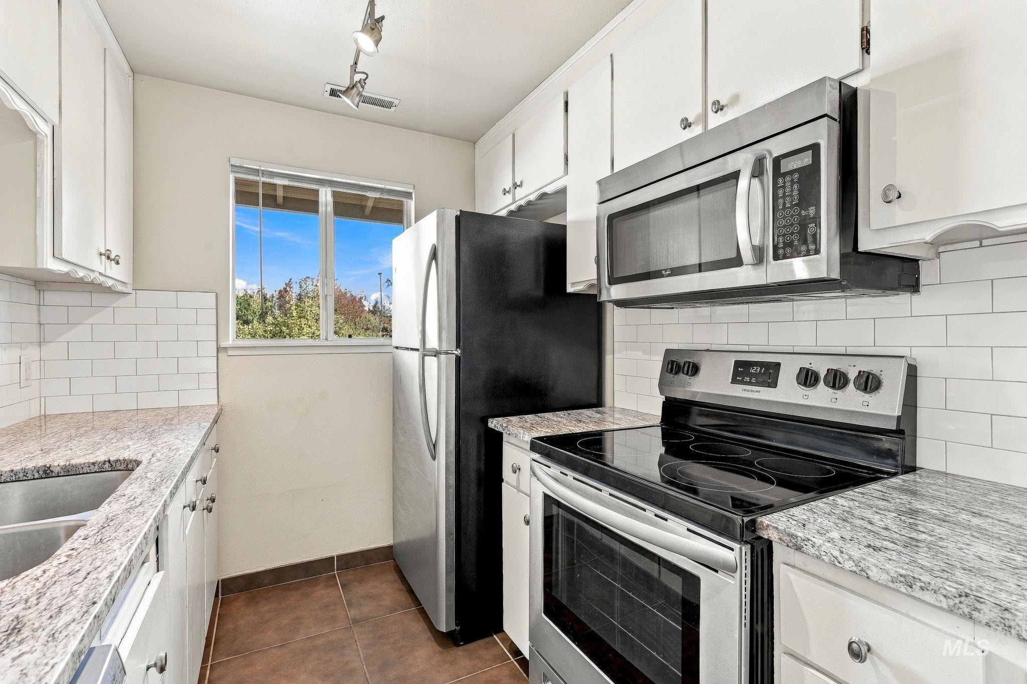 MLS #99004032 image #14