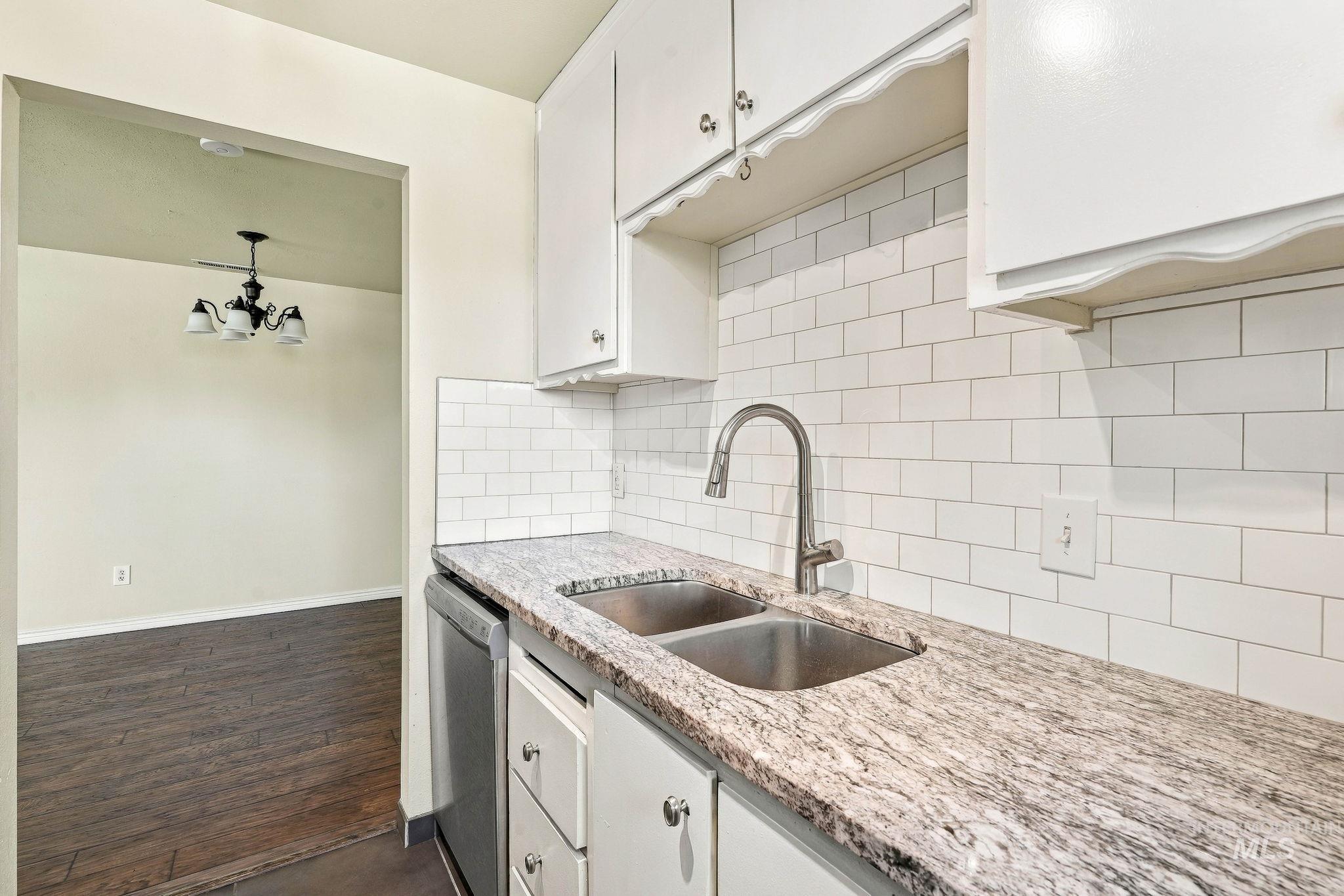 MLS #99004032 image #16