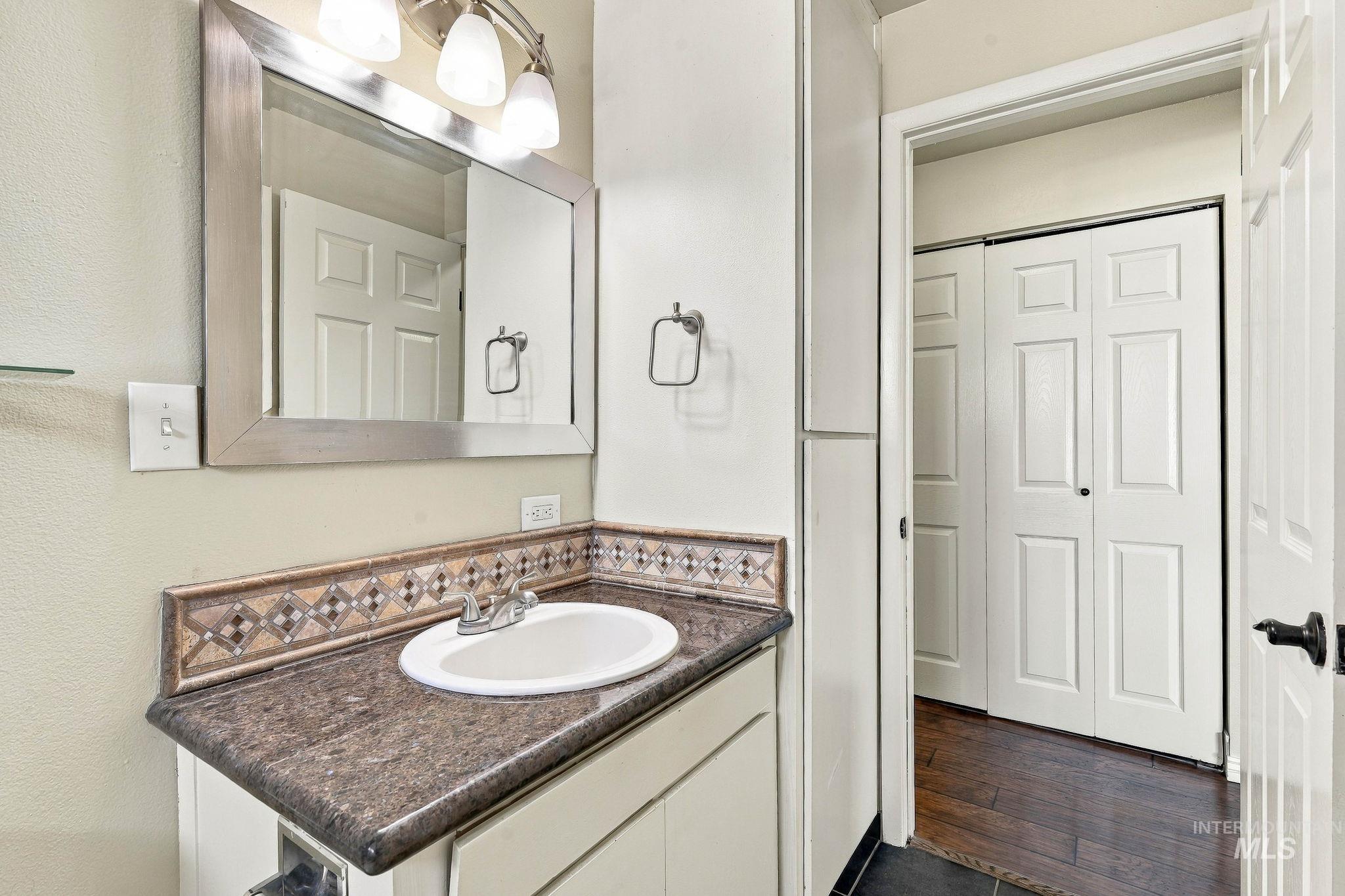 MLS #99004032 image #21