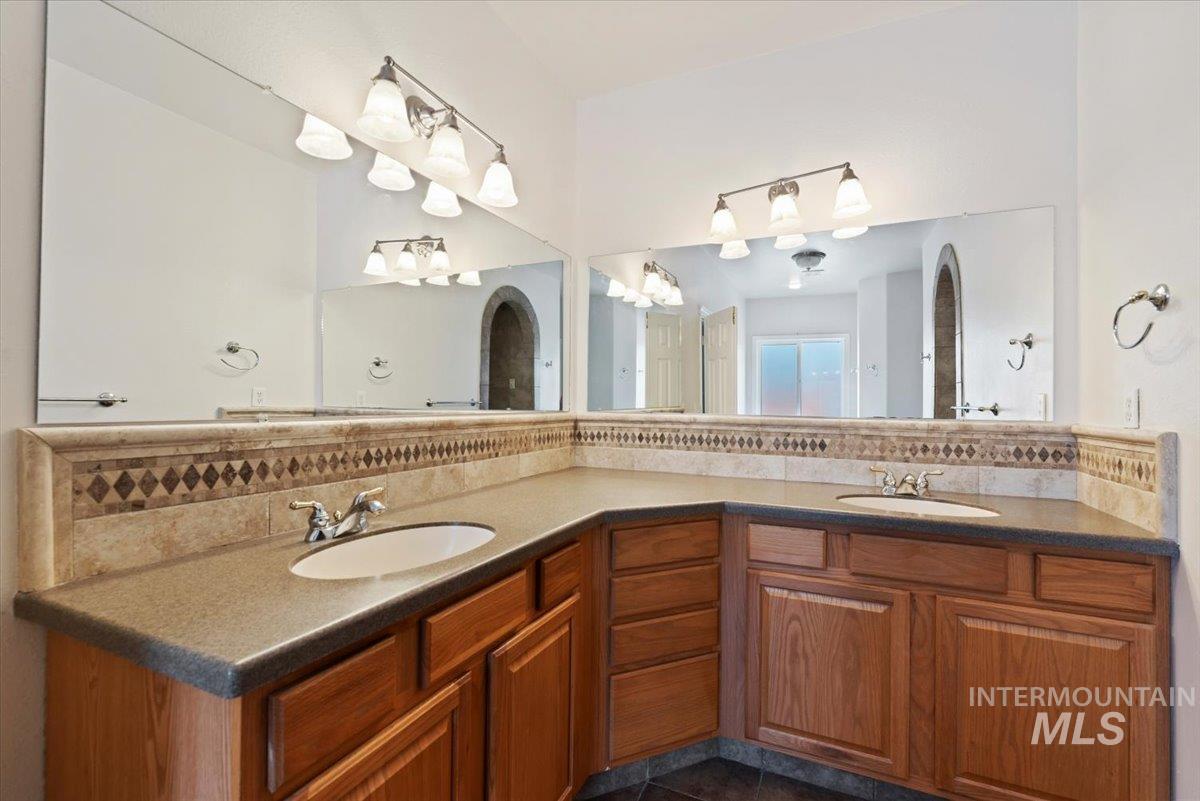 MLS #99004620 image #15