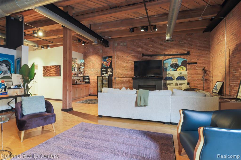 MLS #20250029310 img 15