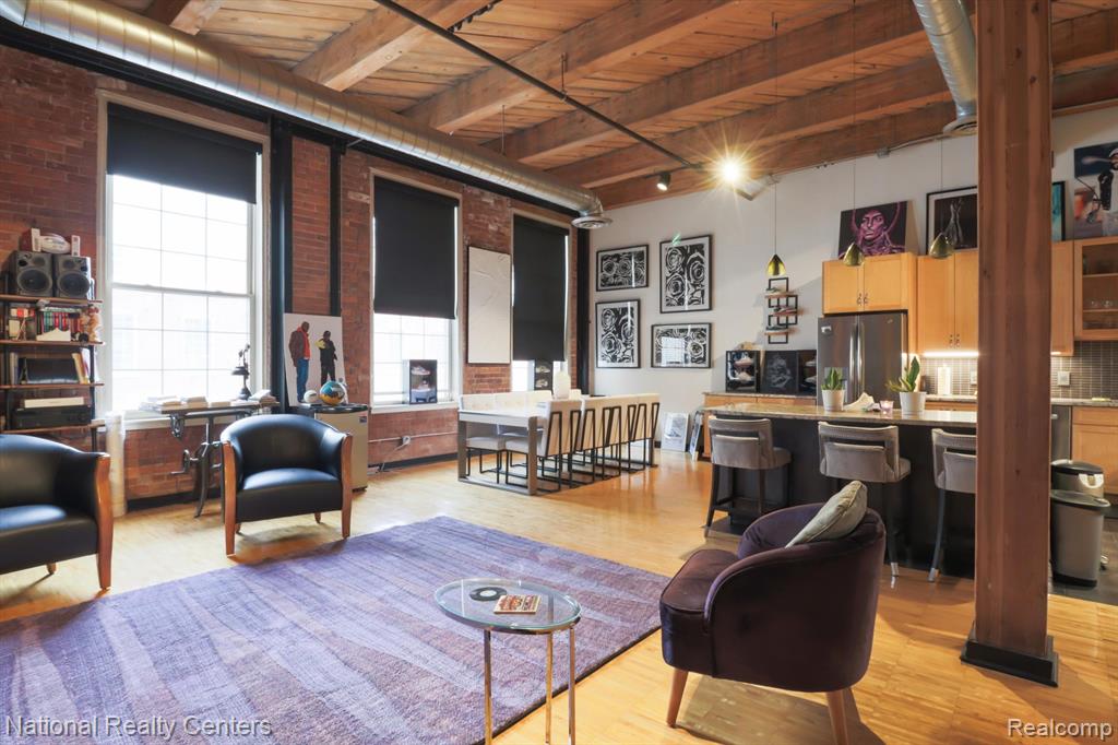 MLS #20250029310 img 16