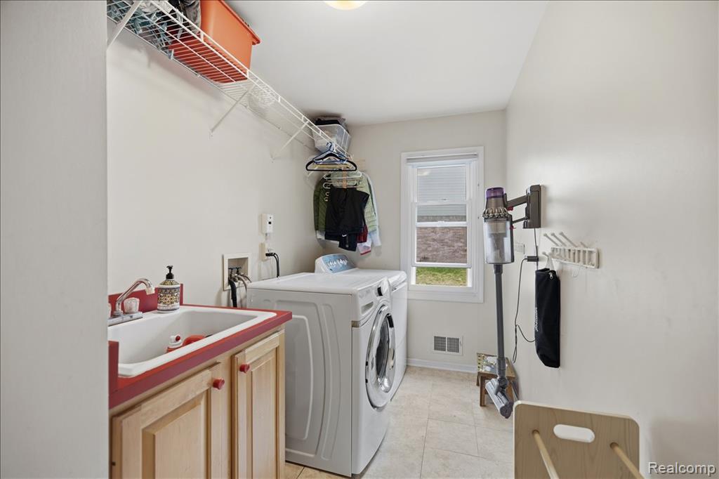 MLS #20261018905 img 40