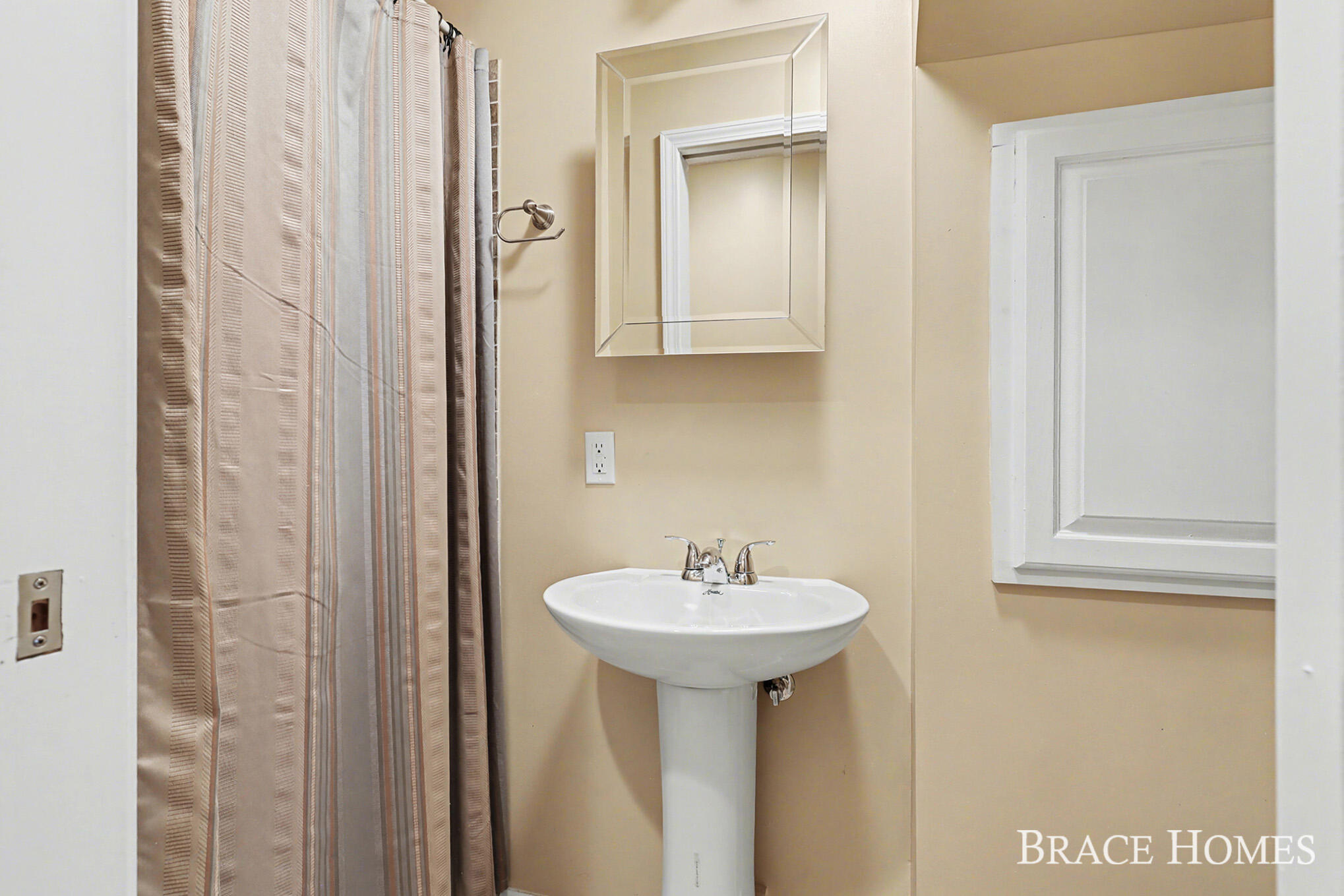 MLS #26016005 img 25