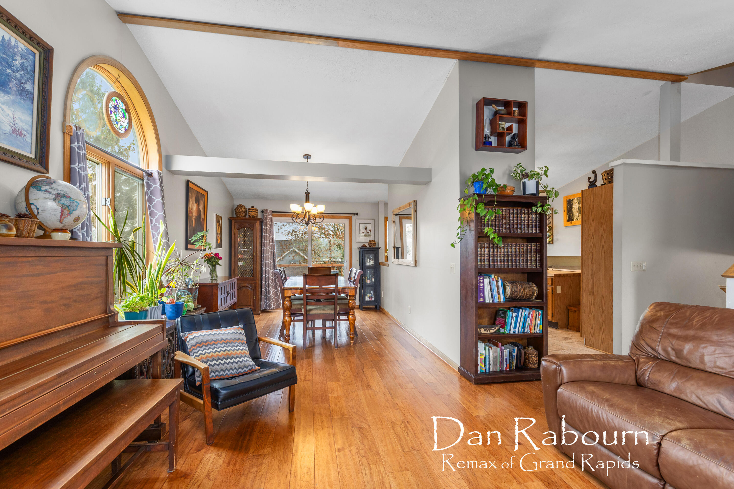 MLS #26016103 img 10