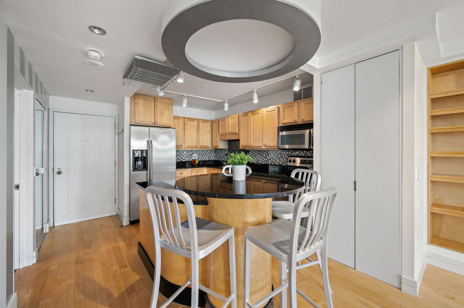 MLS #MRD12605705 image #5