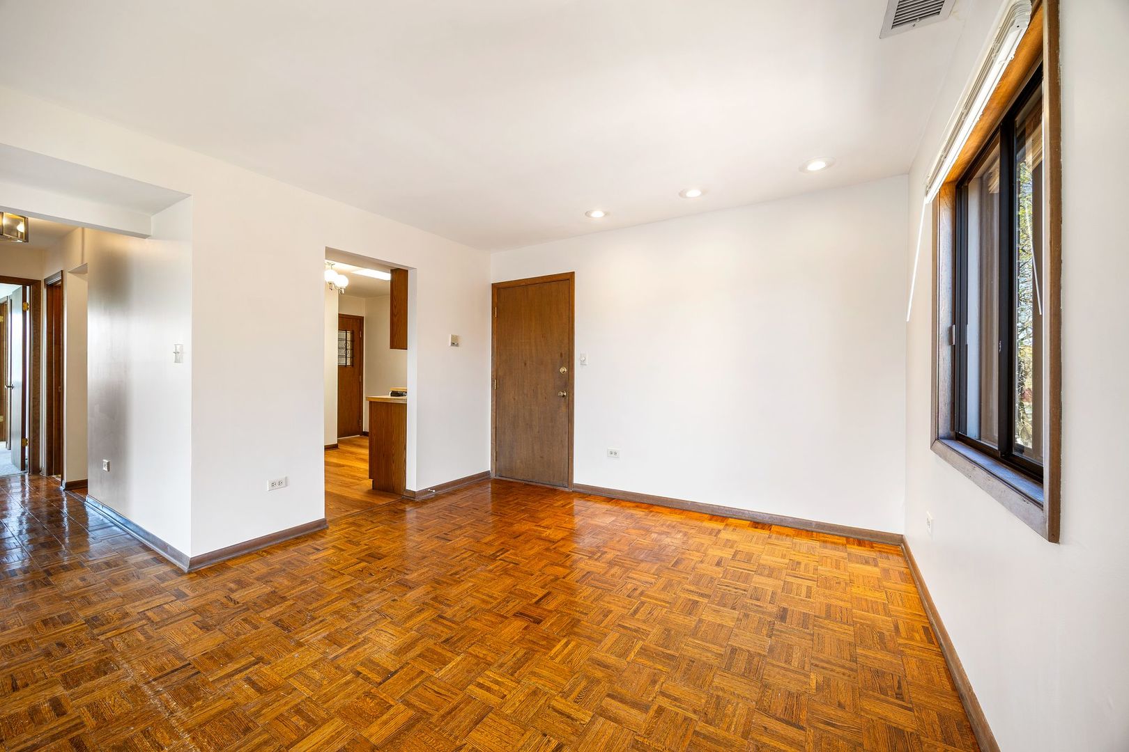 MLS #MRD12628044 image #2