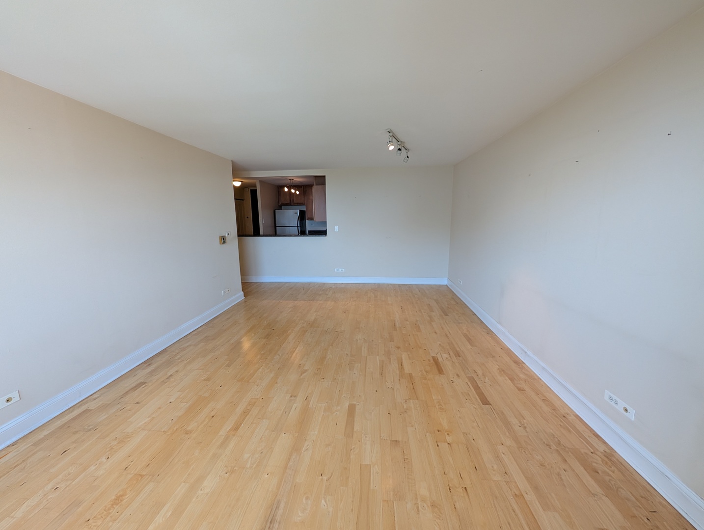 MLS #MRD12655933 image #3