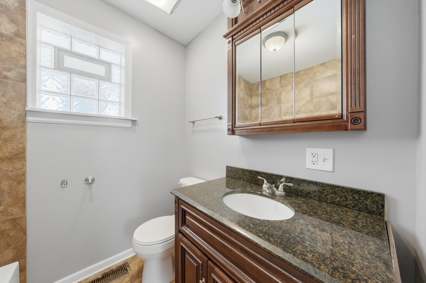 MLS #MRD12740763 image #5