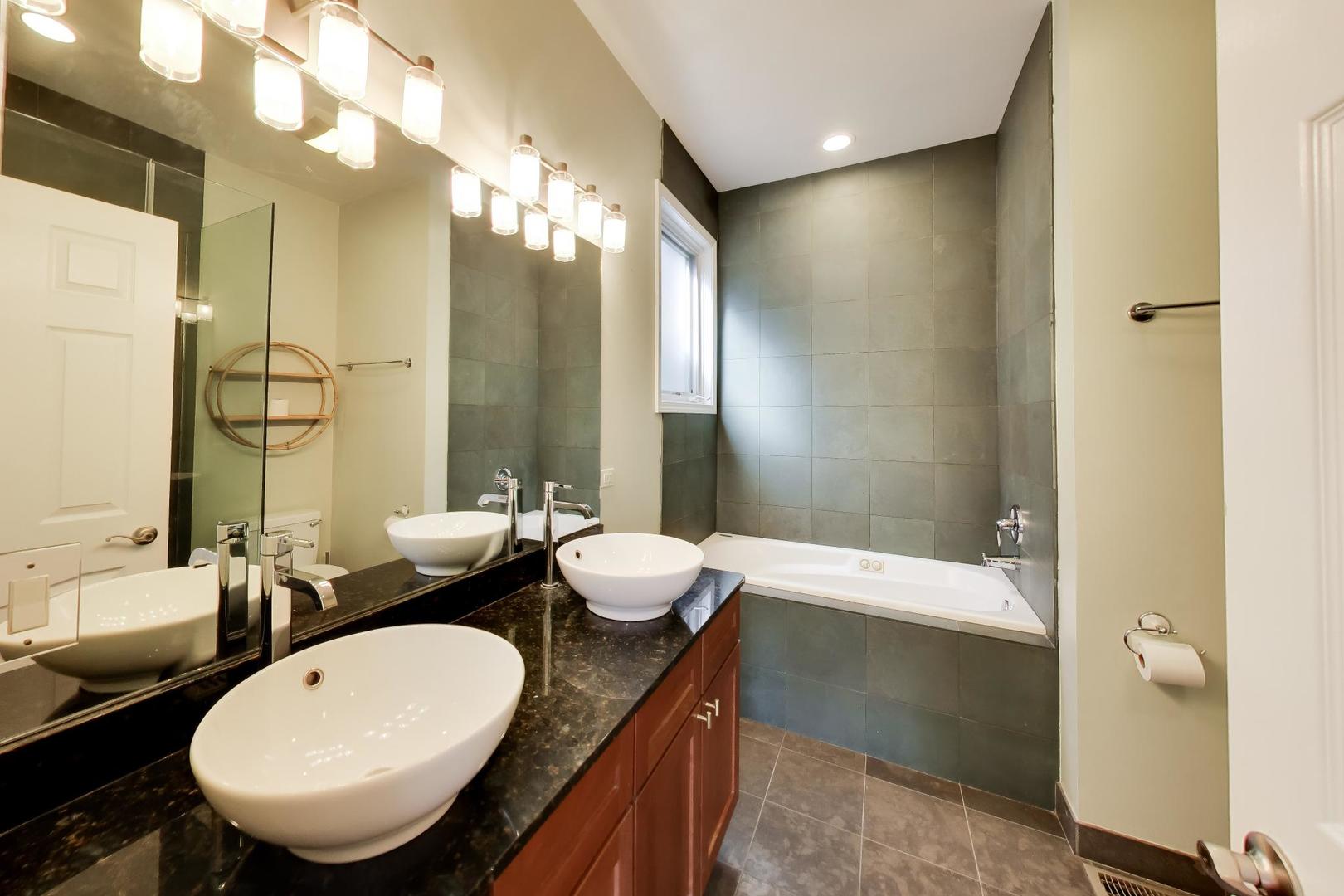 MLS #MRD12752649 image #8