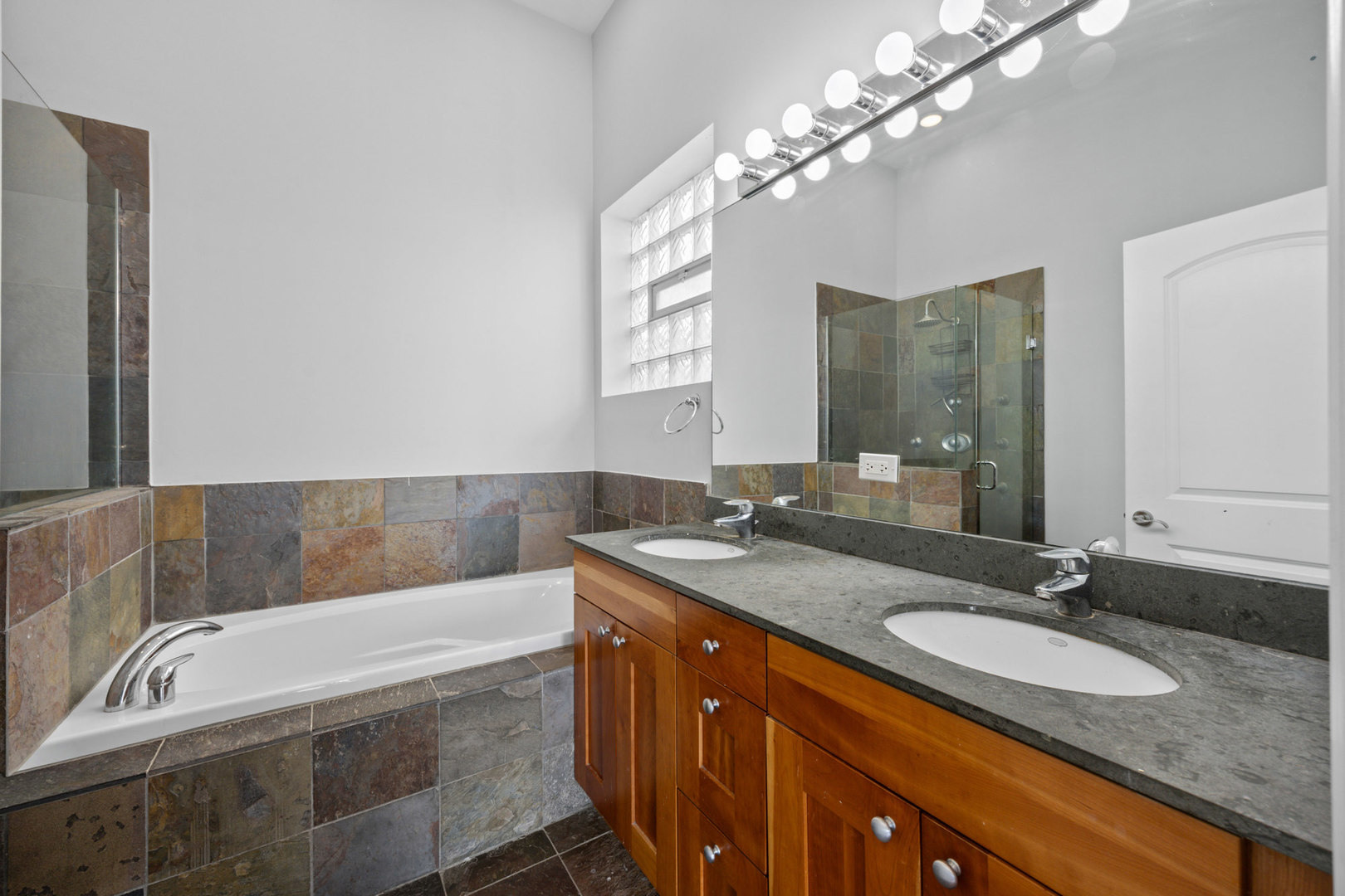 MLS #MRD12757965 image #9