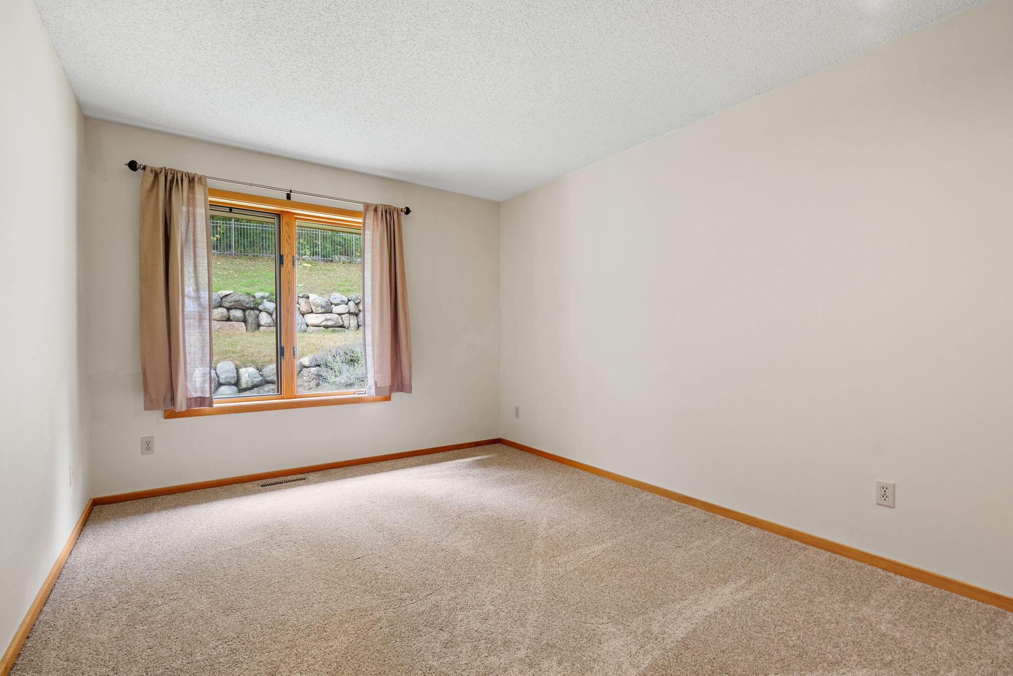 MLS #NST7047305 image #33