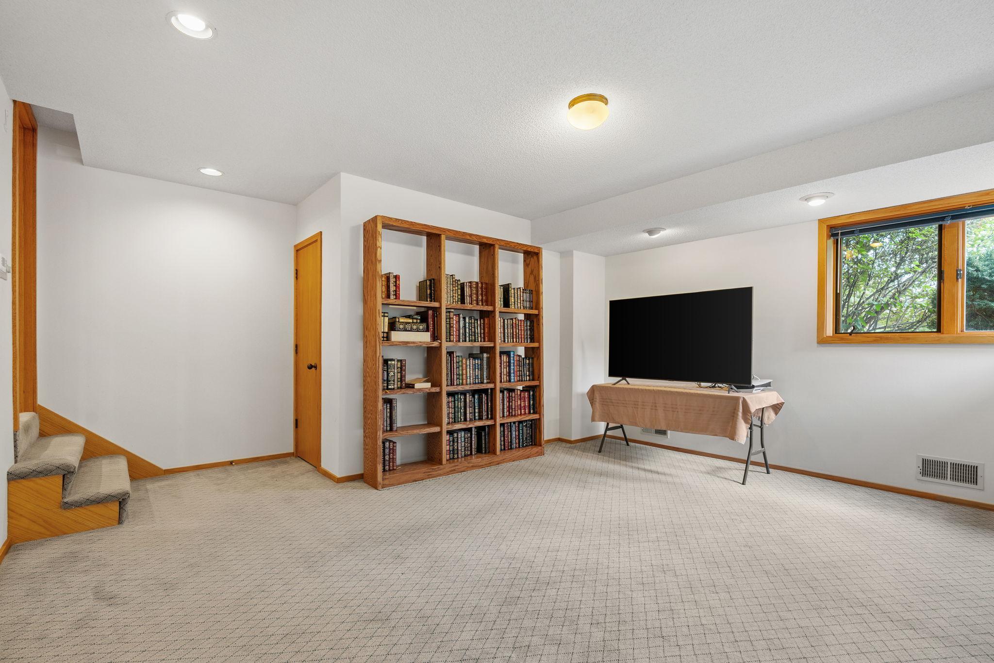 MLS #NST7047305 image #44