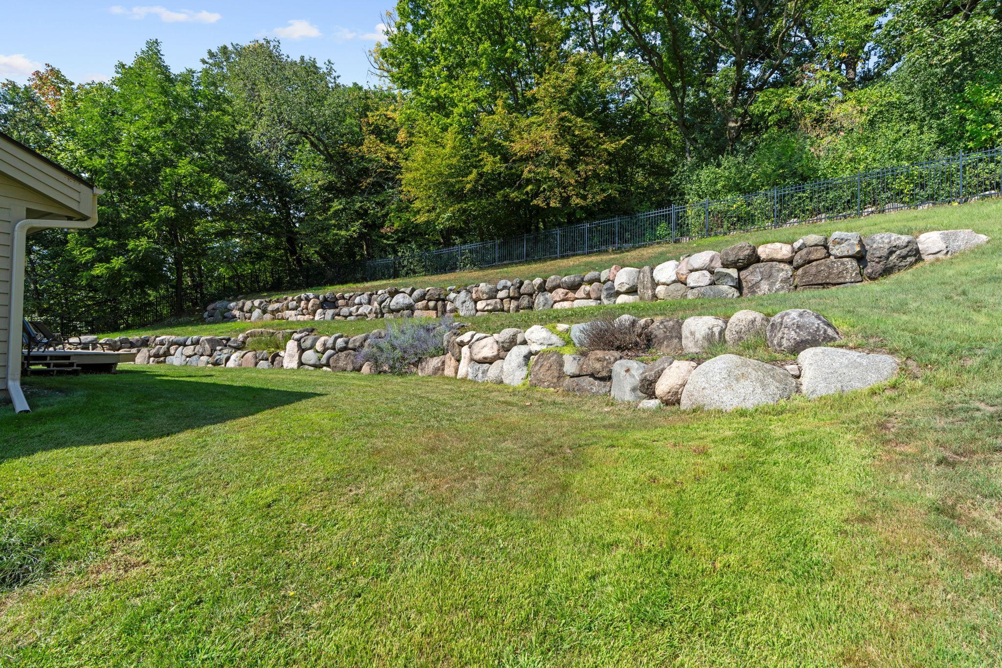 MLS #NST7047305 image #64