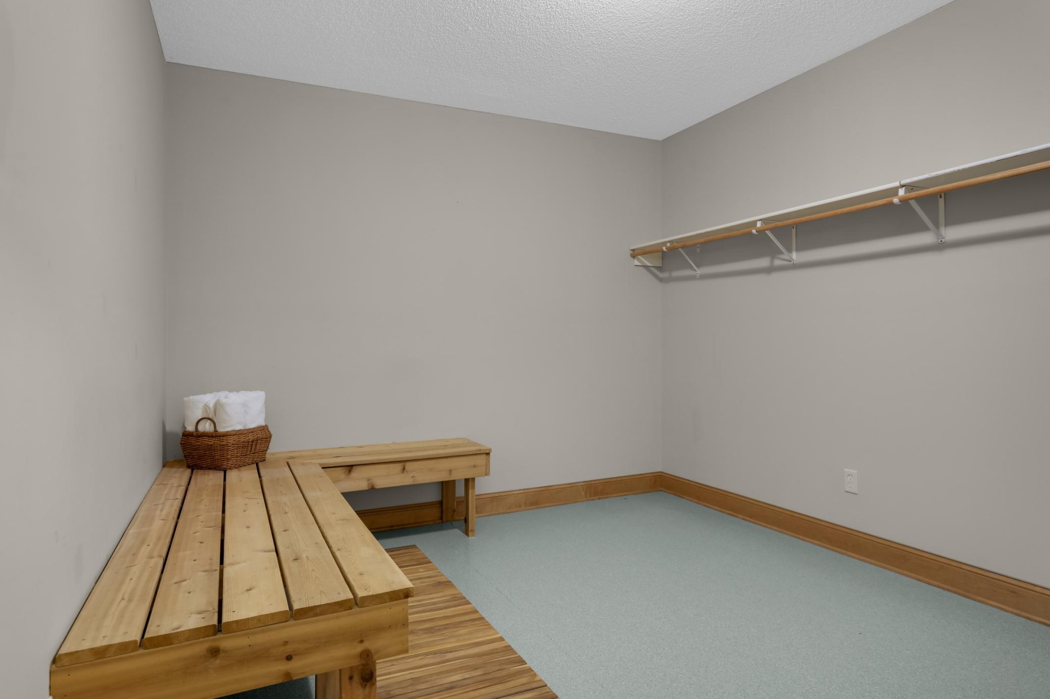 MLS #NST7142278 image #44