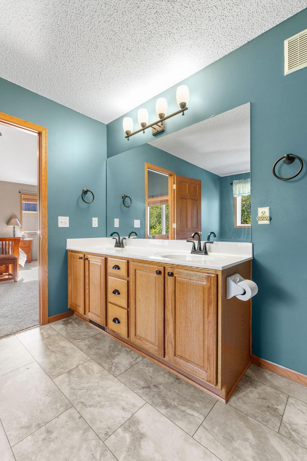 MLS #NST7149735 image #41