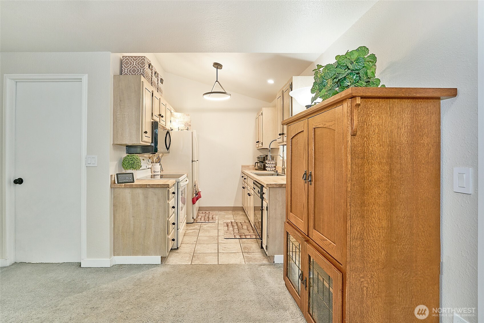 MLS #NWM2367615 image #5