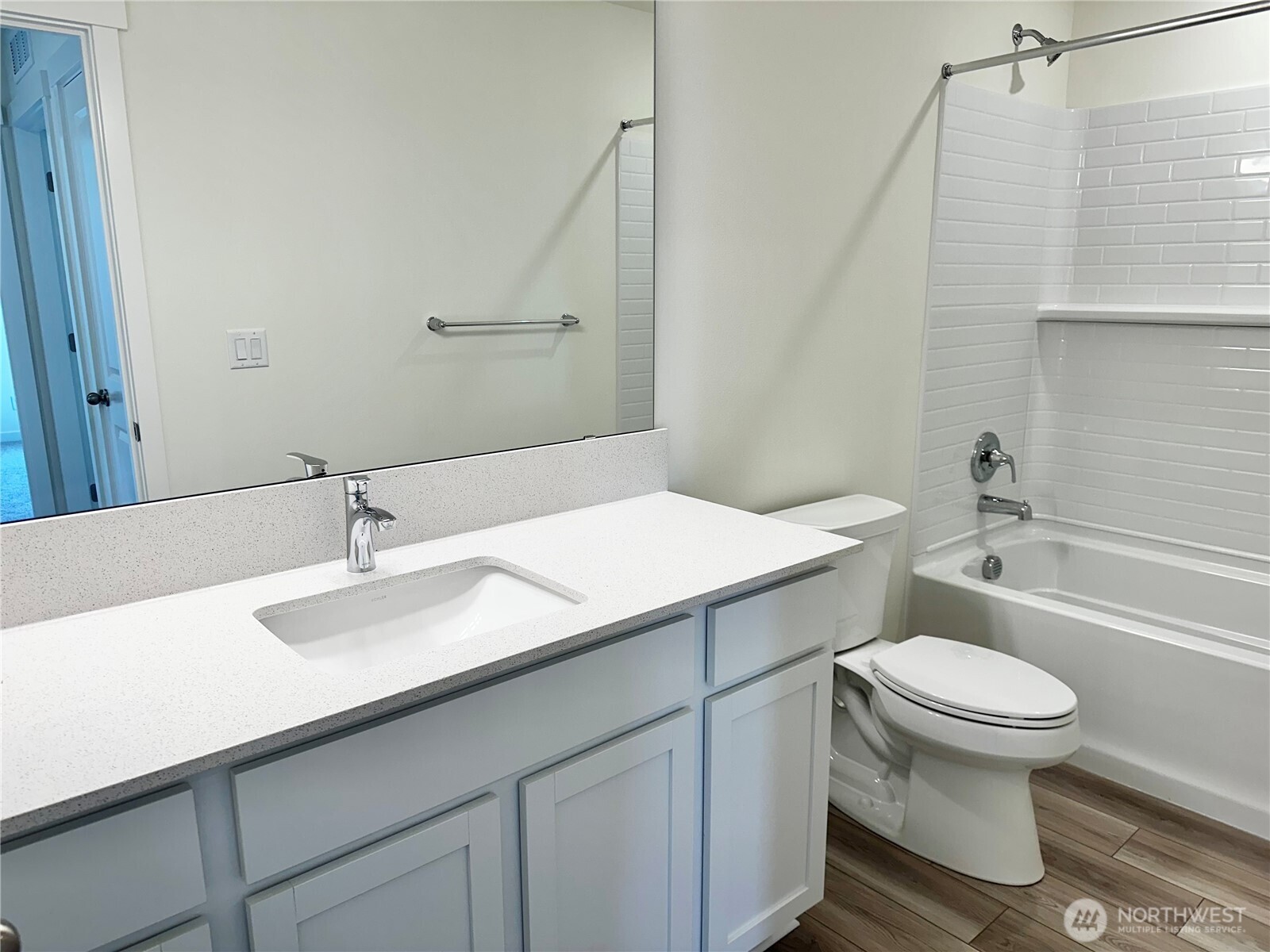 MLS #NWM2389605 image #12