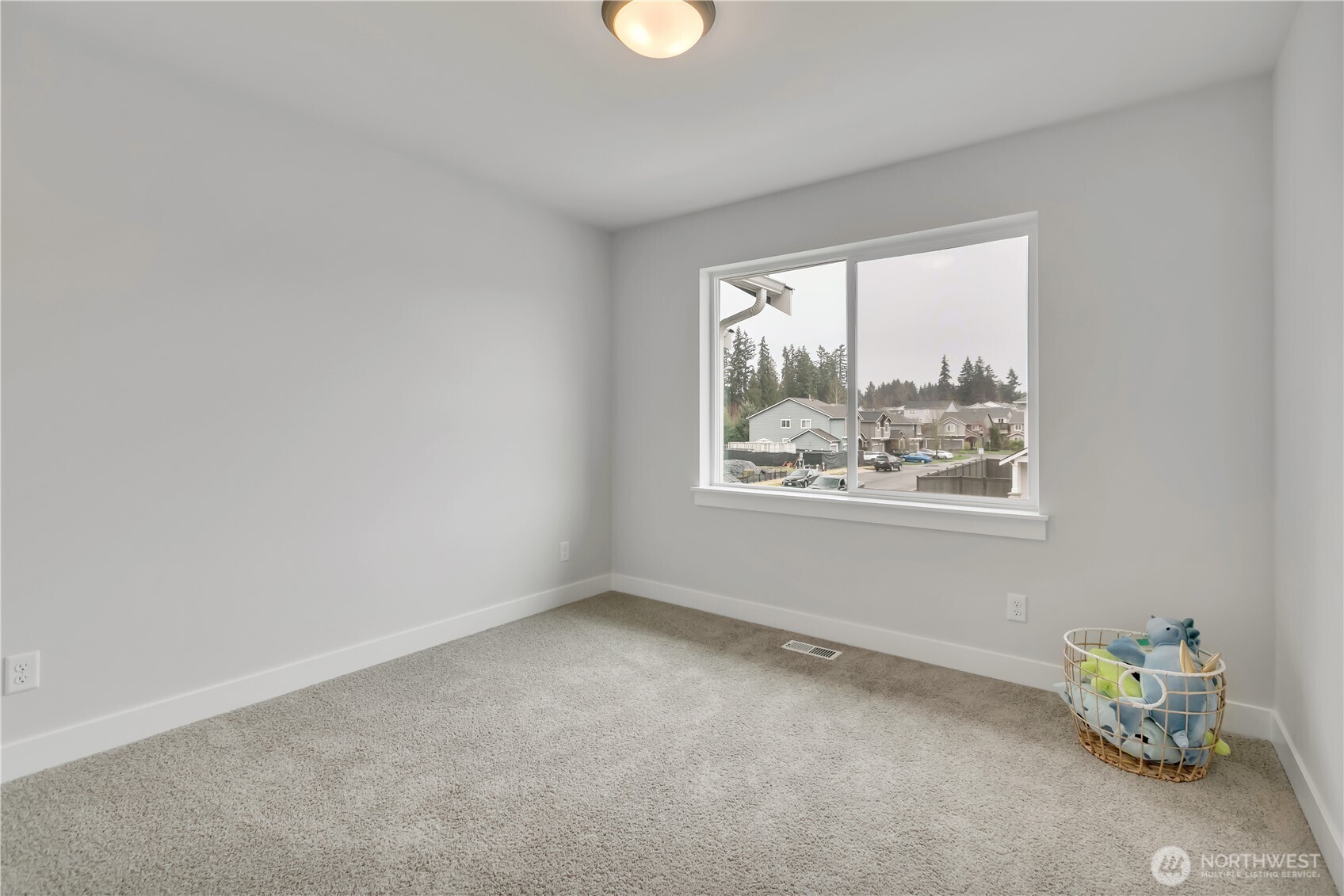 MLS #NWM2405206 image #32