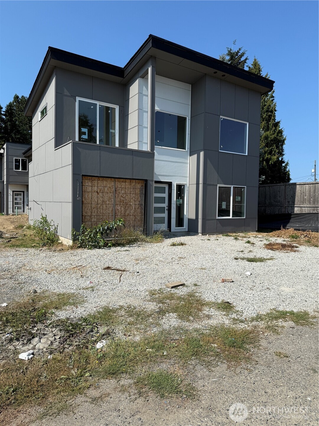 MLS #NWM2414885 image #1