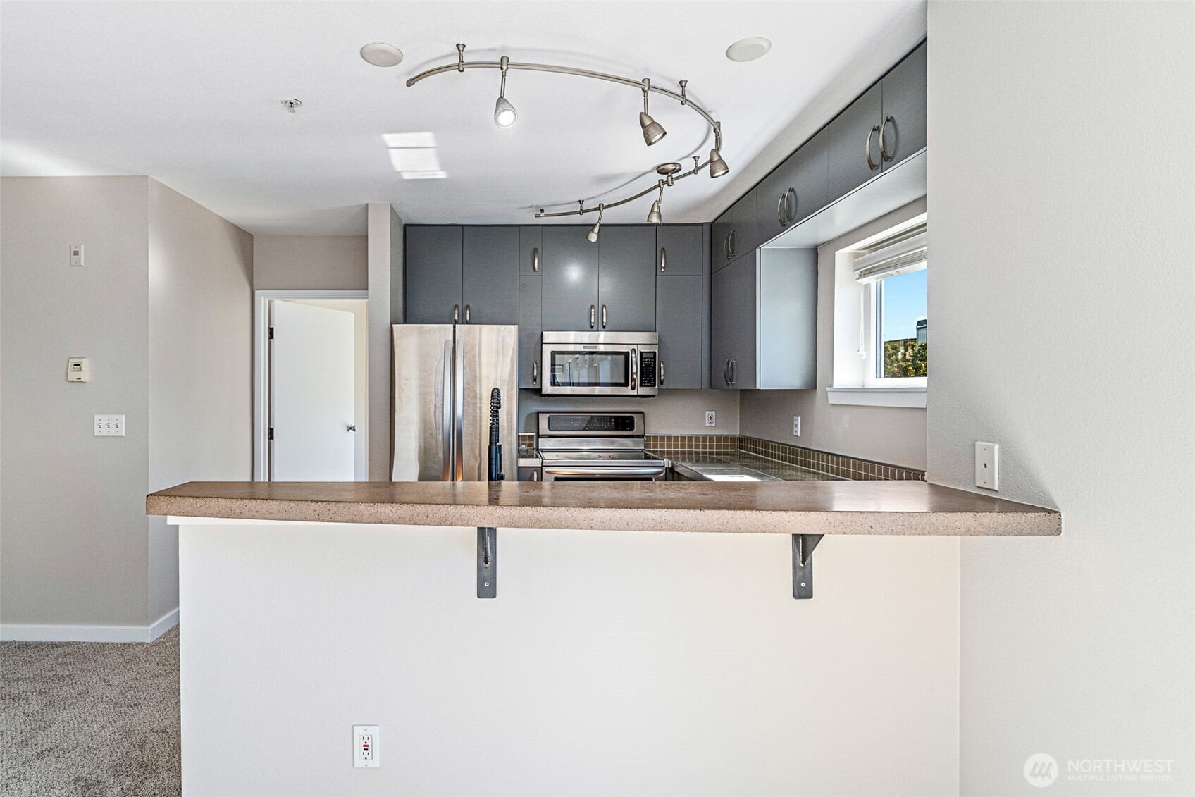 MLS #NWM2425345 image #10