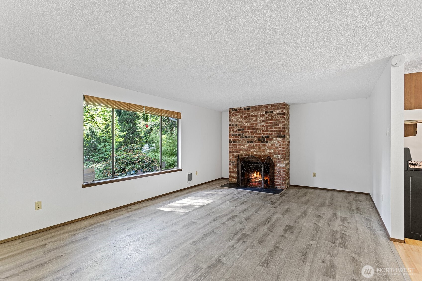 MLS #NWM2447834 image #6