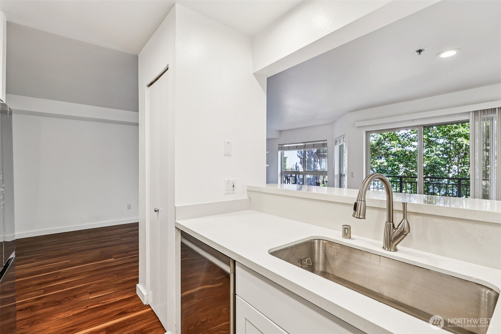 MLS #NWM2465528 image #8