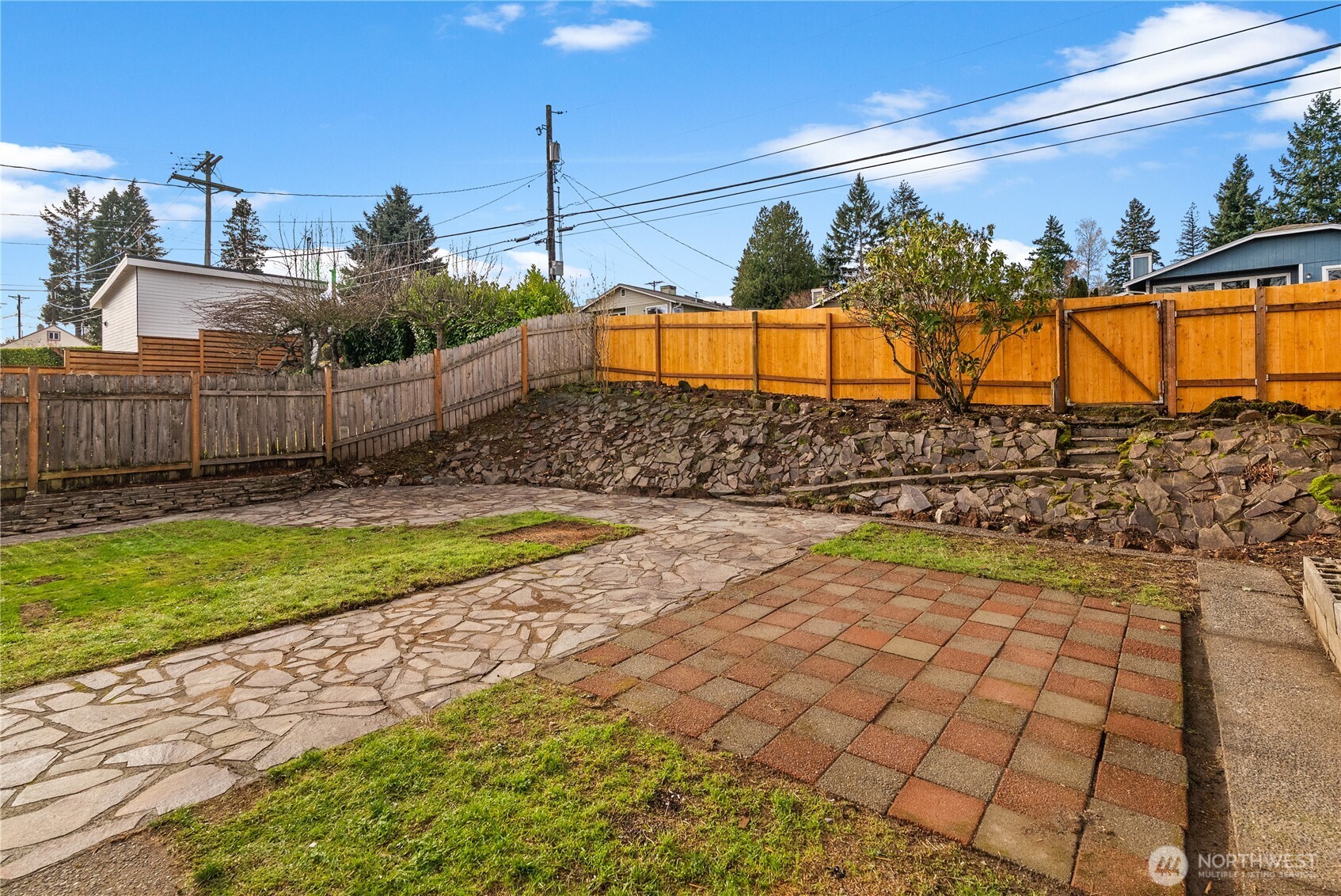 MLS #NWM2466746 image #2