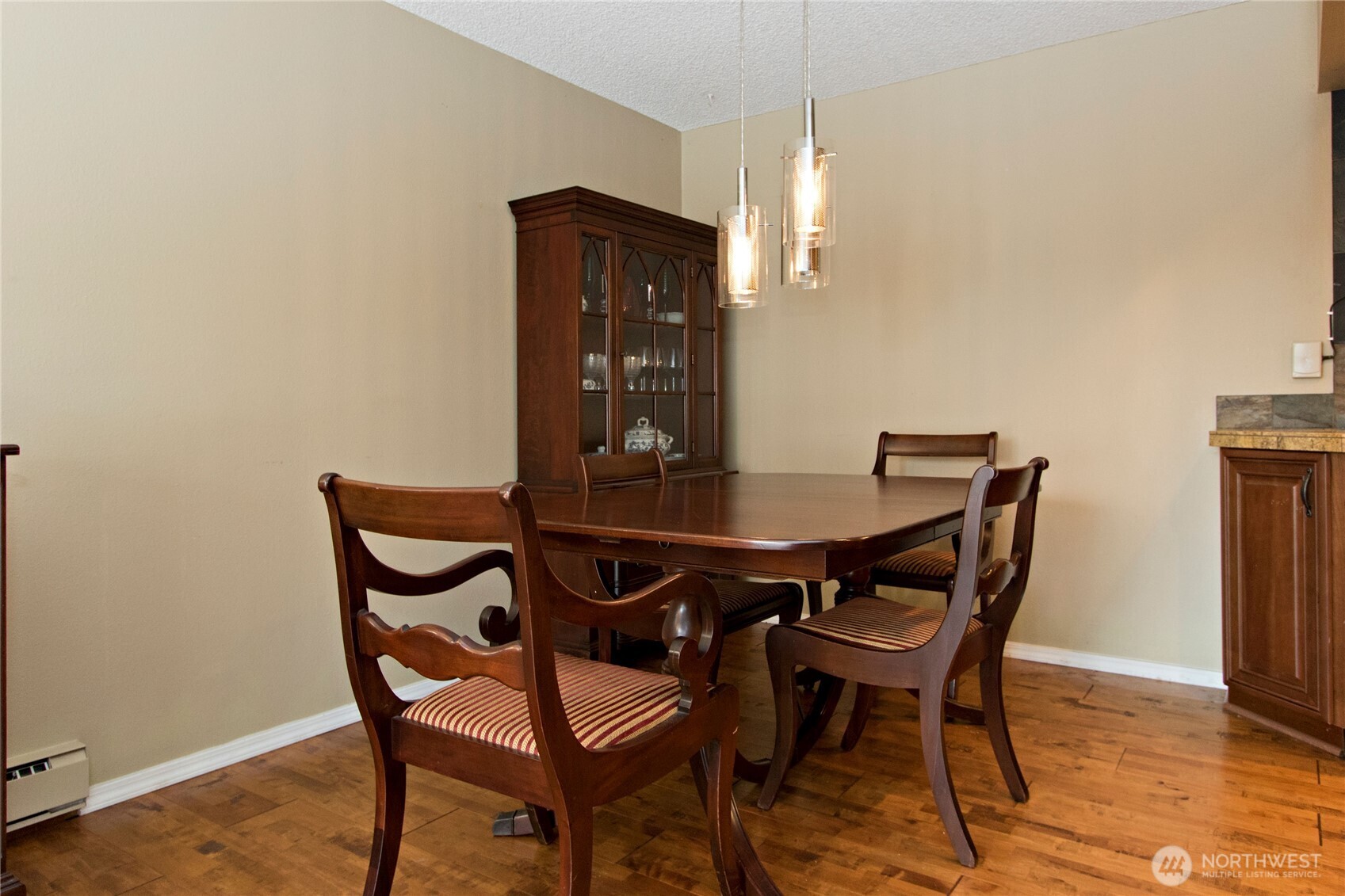 MLS #NWM2472458 image #8