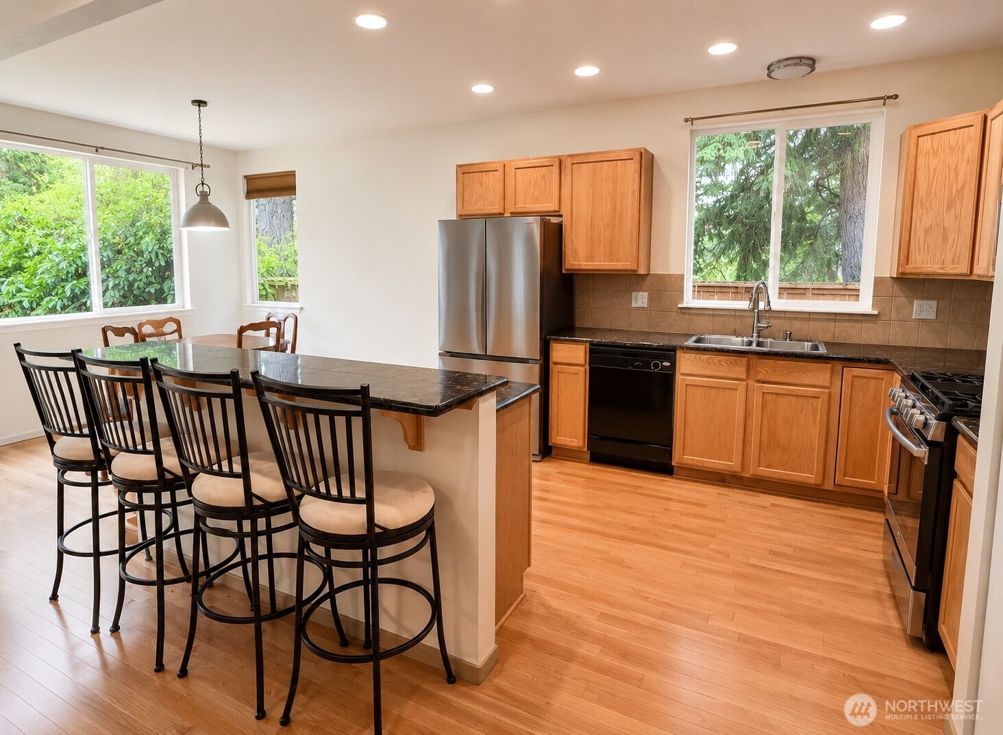 MLS #NWM2473353 image #1