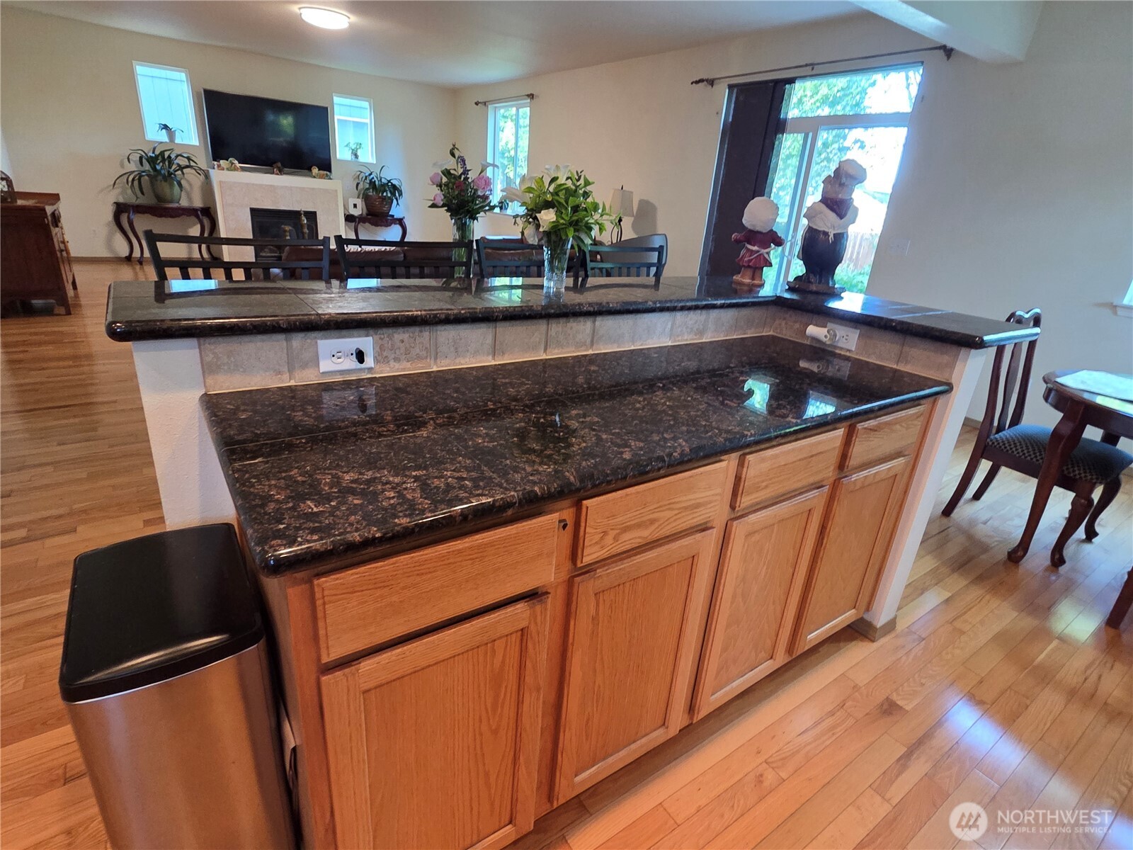 MLS #NWM2473353 image #4
