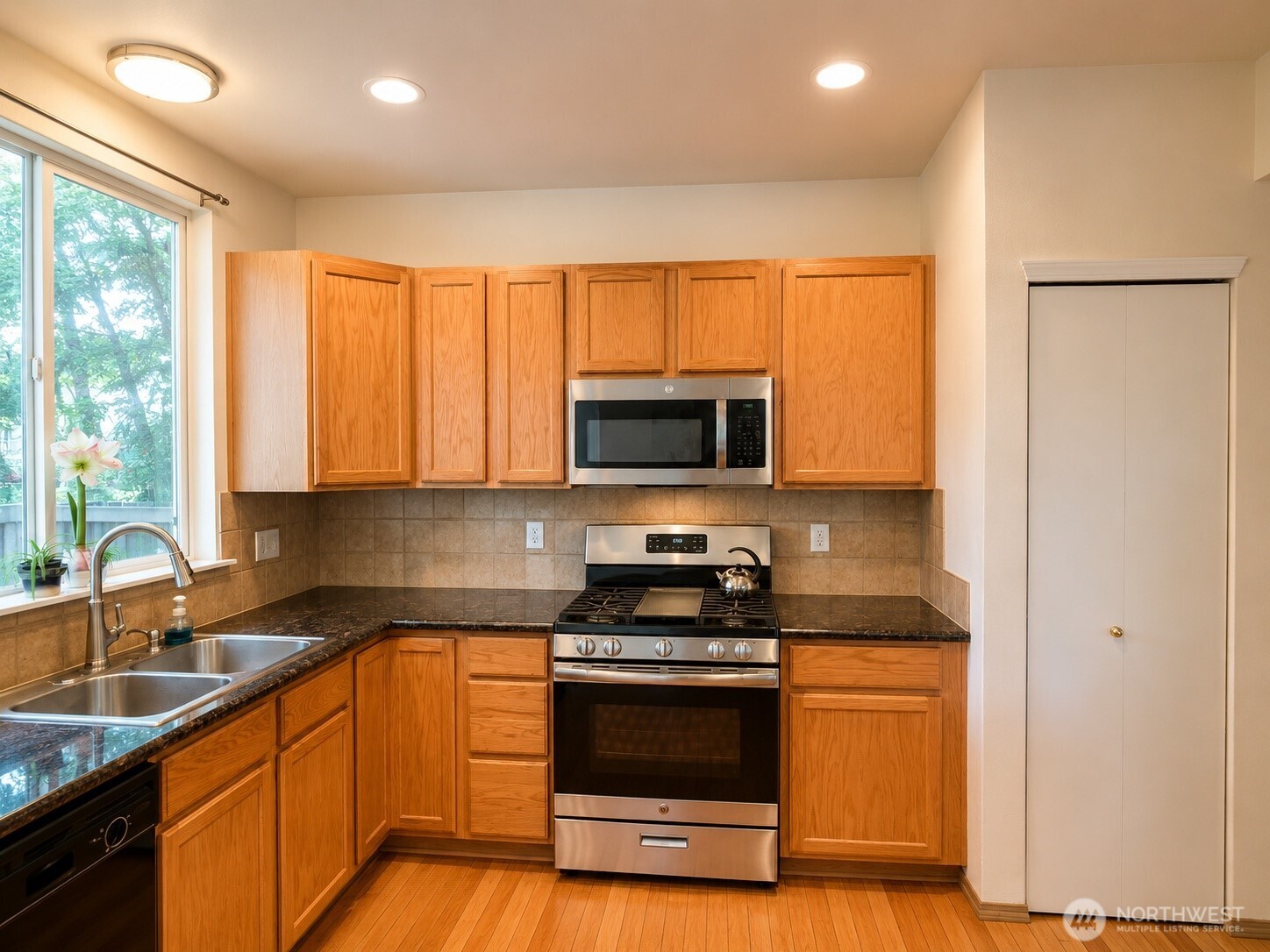 MLS #NWM2473353 image #5