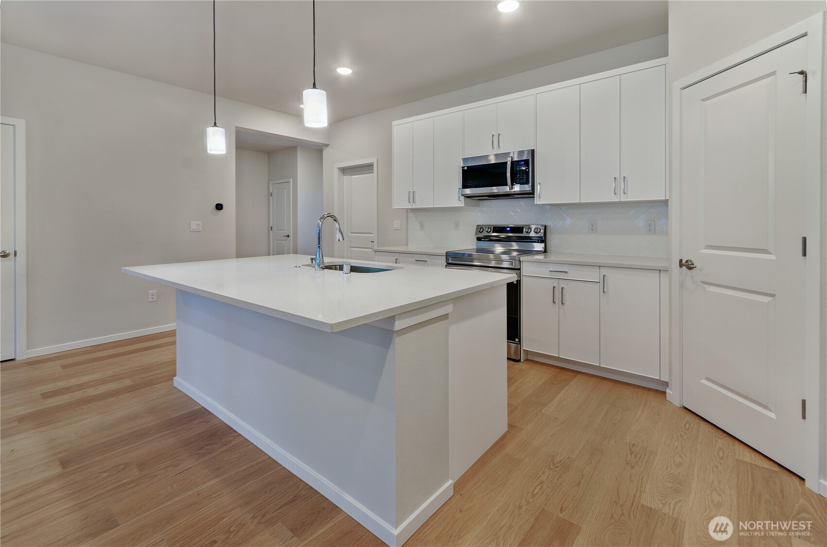 MLS #NWM2476680 image #13