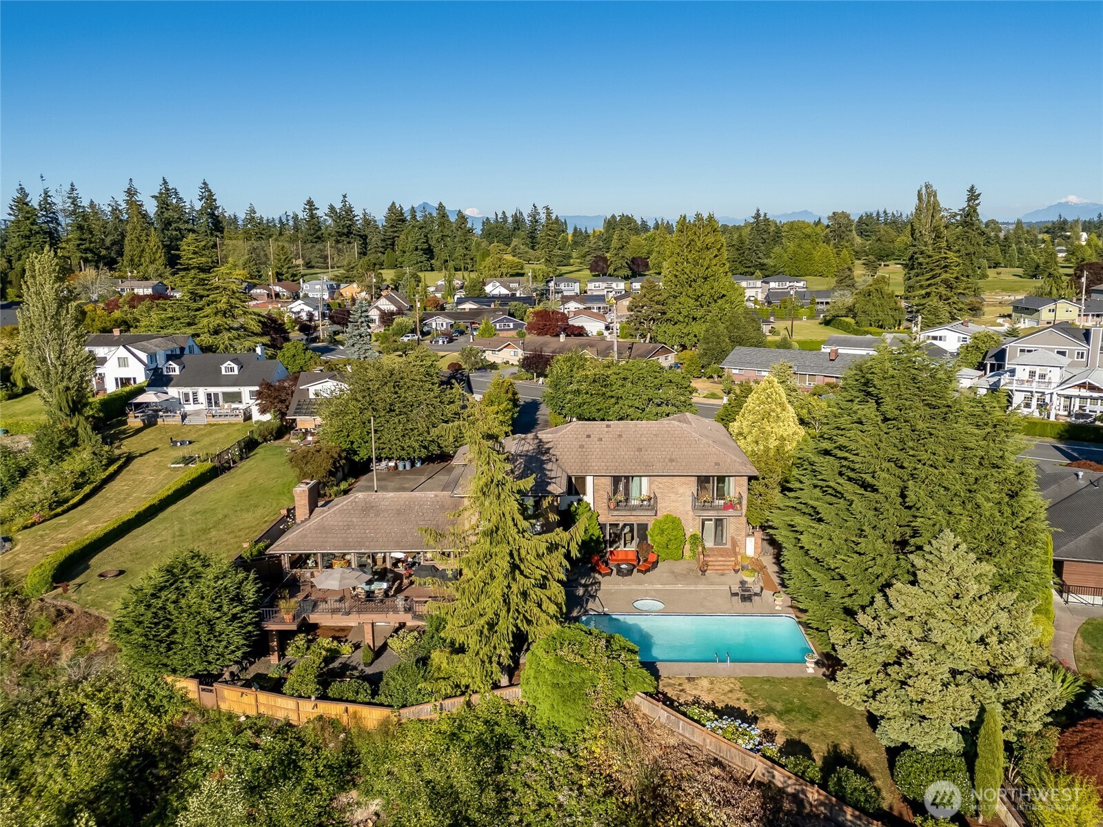 MLS #NWM2479929 image #1