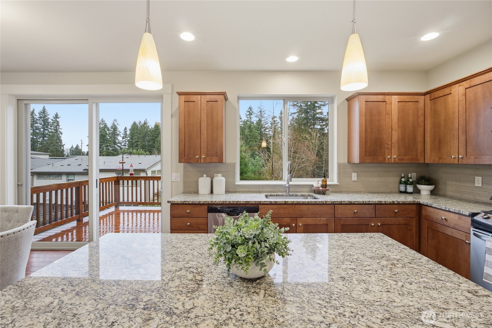 MLS #NWM2480833 image #12