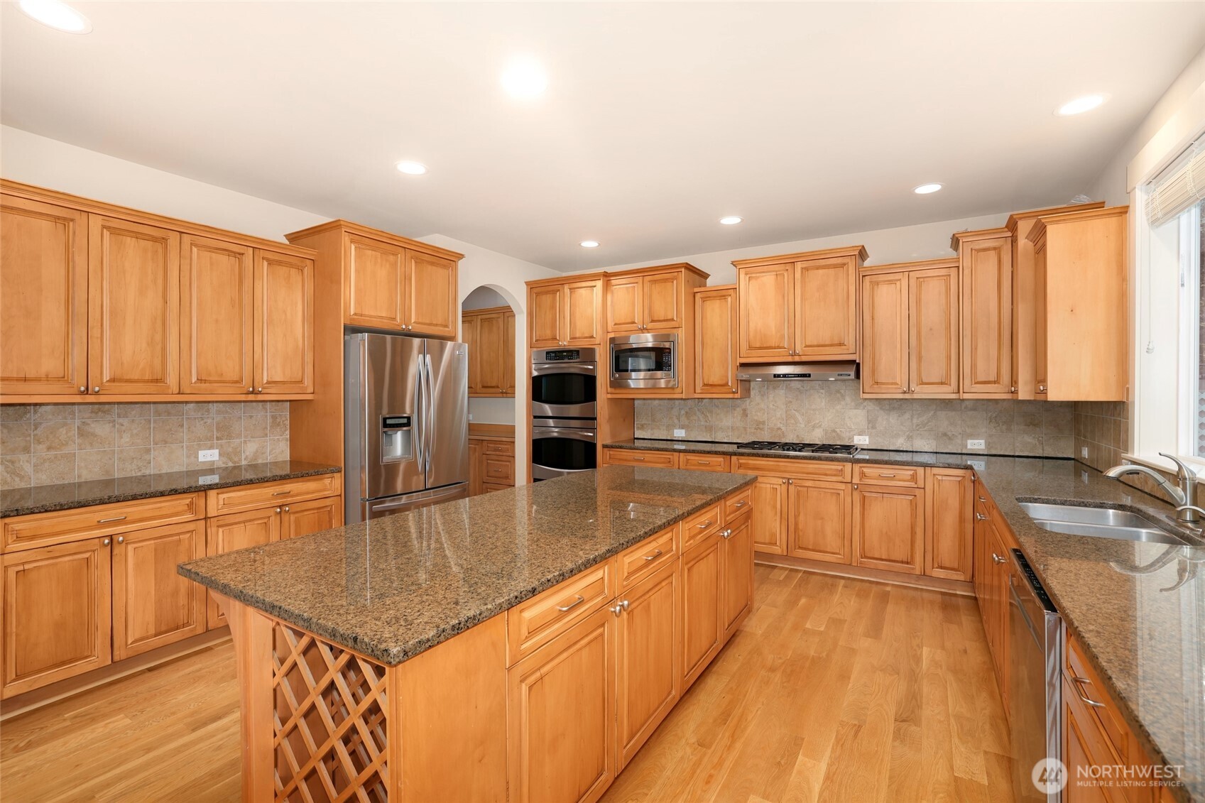 MLS #NWM2483571 image #8