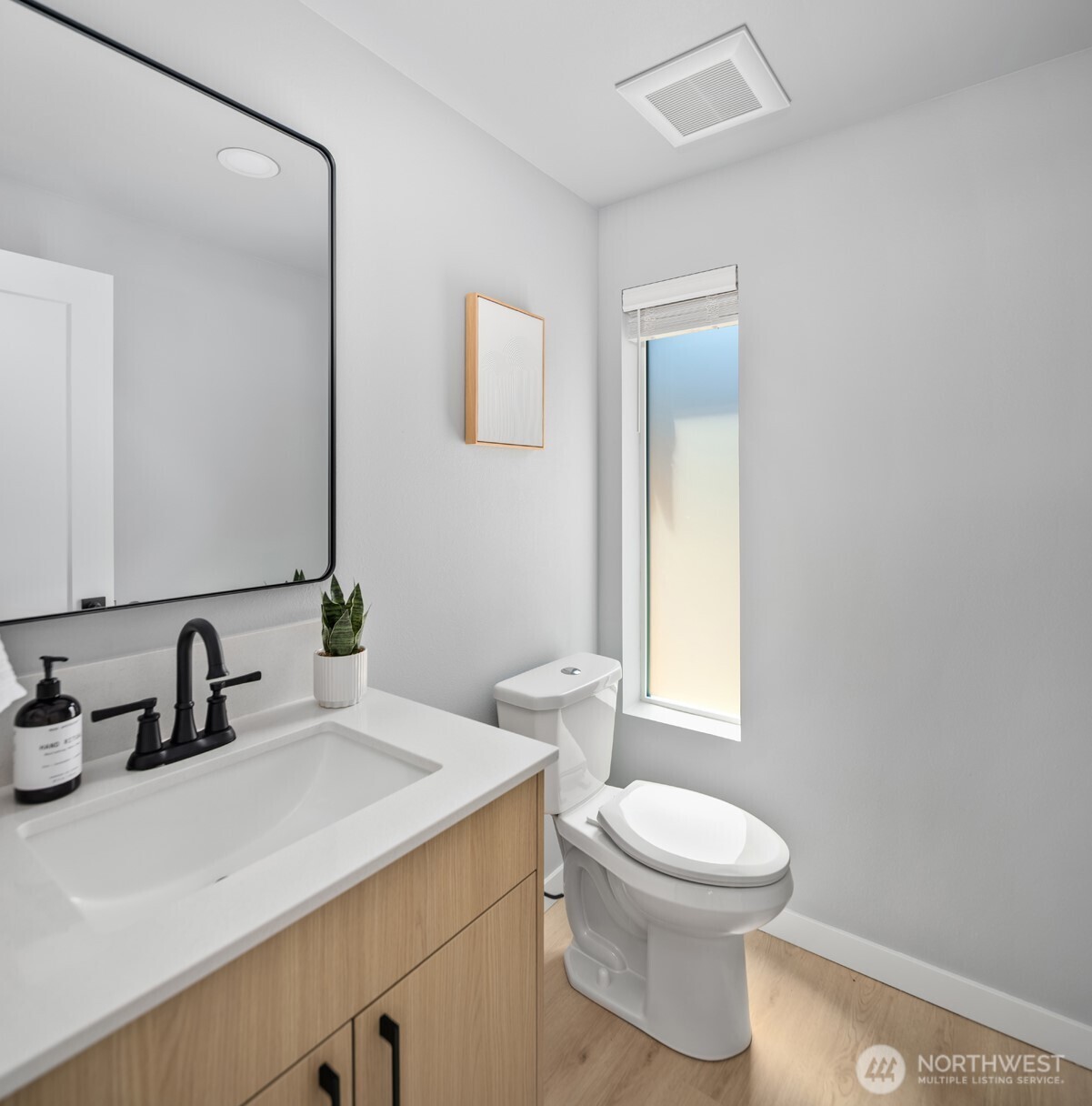 MLS #NWM2483811 image #6