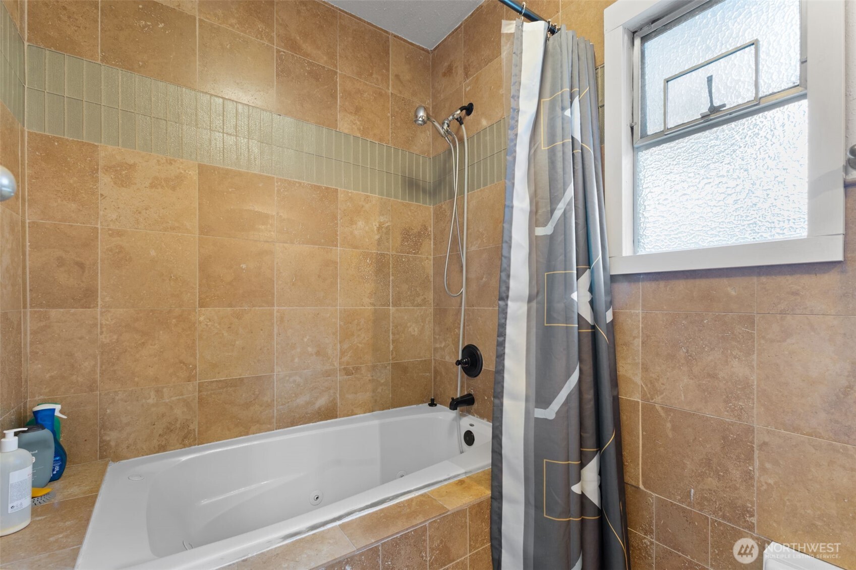 MLS #NWM2485081 image #9