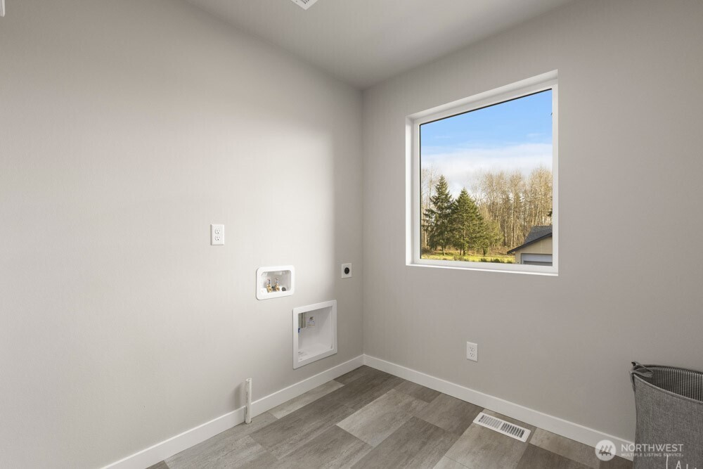 MLS #NWM2488873 image #15