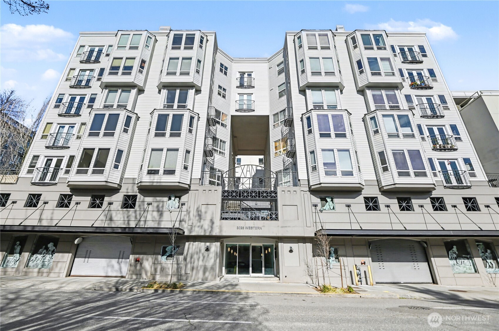 MLS #NWM2490756 image #0