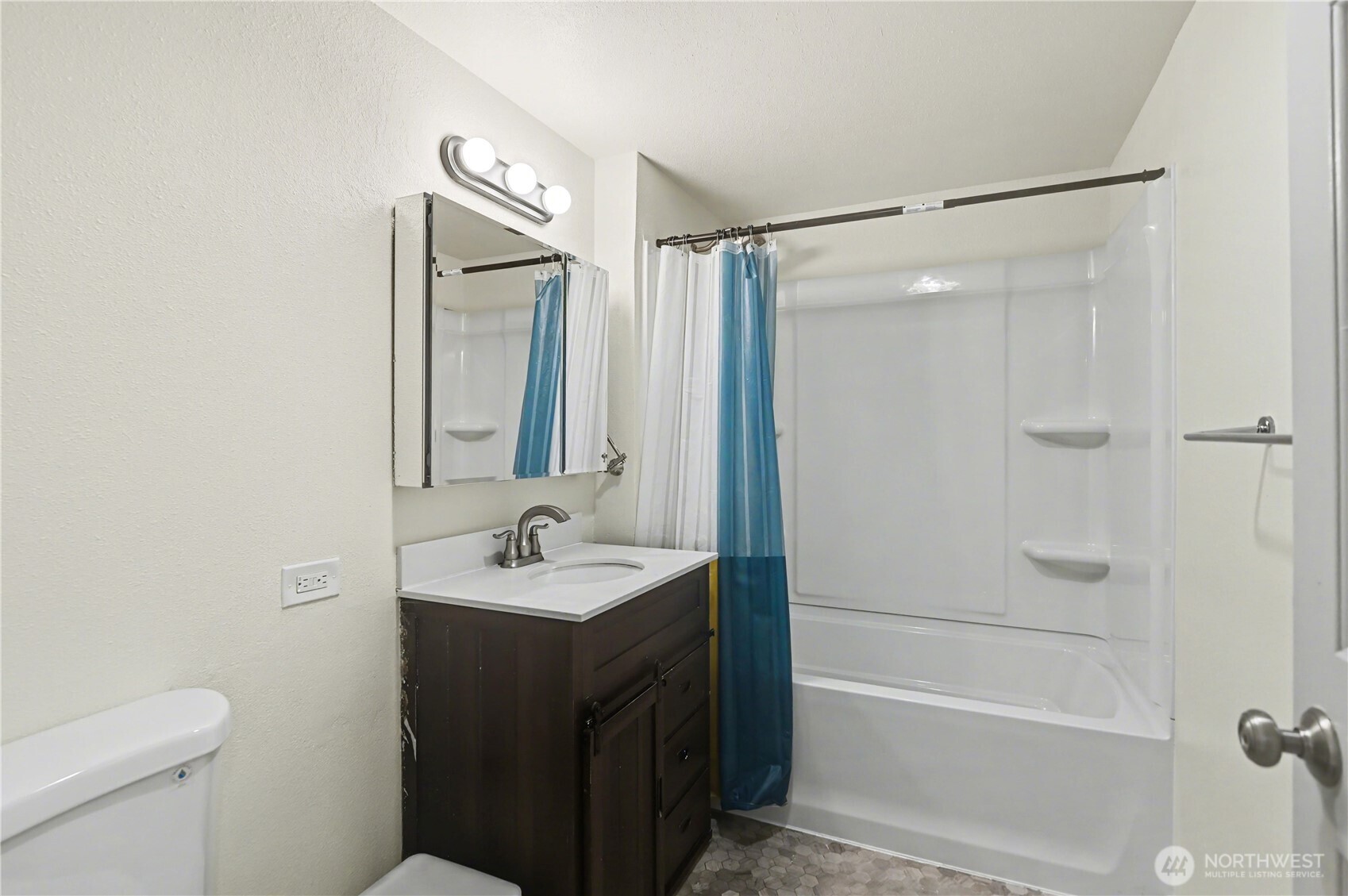 MLS #NWM2490756 image #14