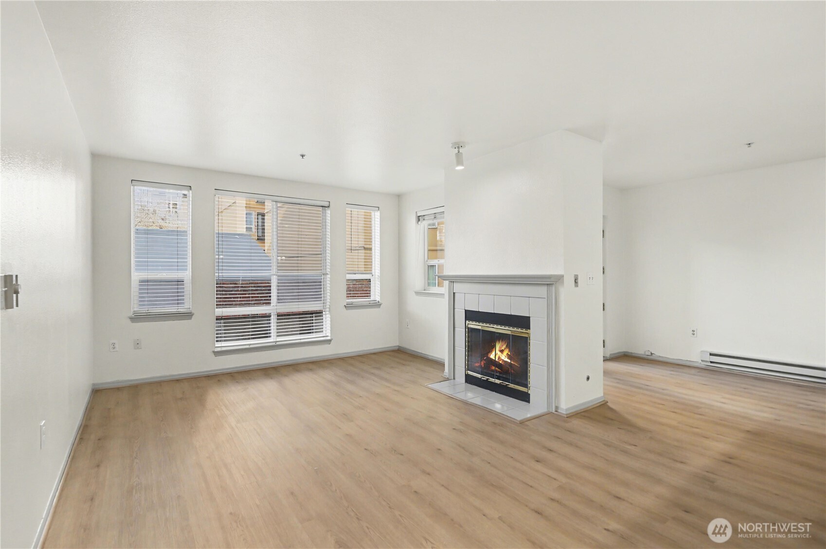 MLS #NWM2490756 image #7
