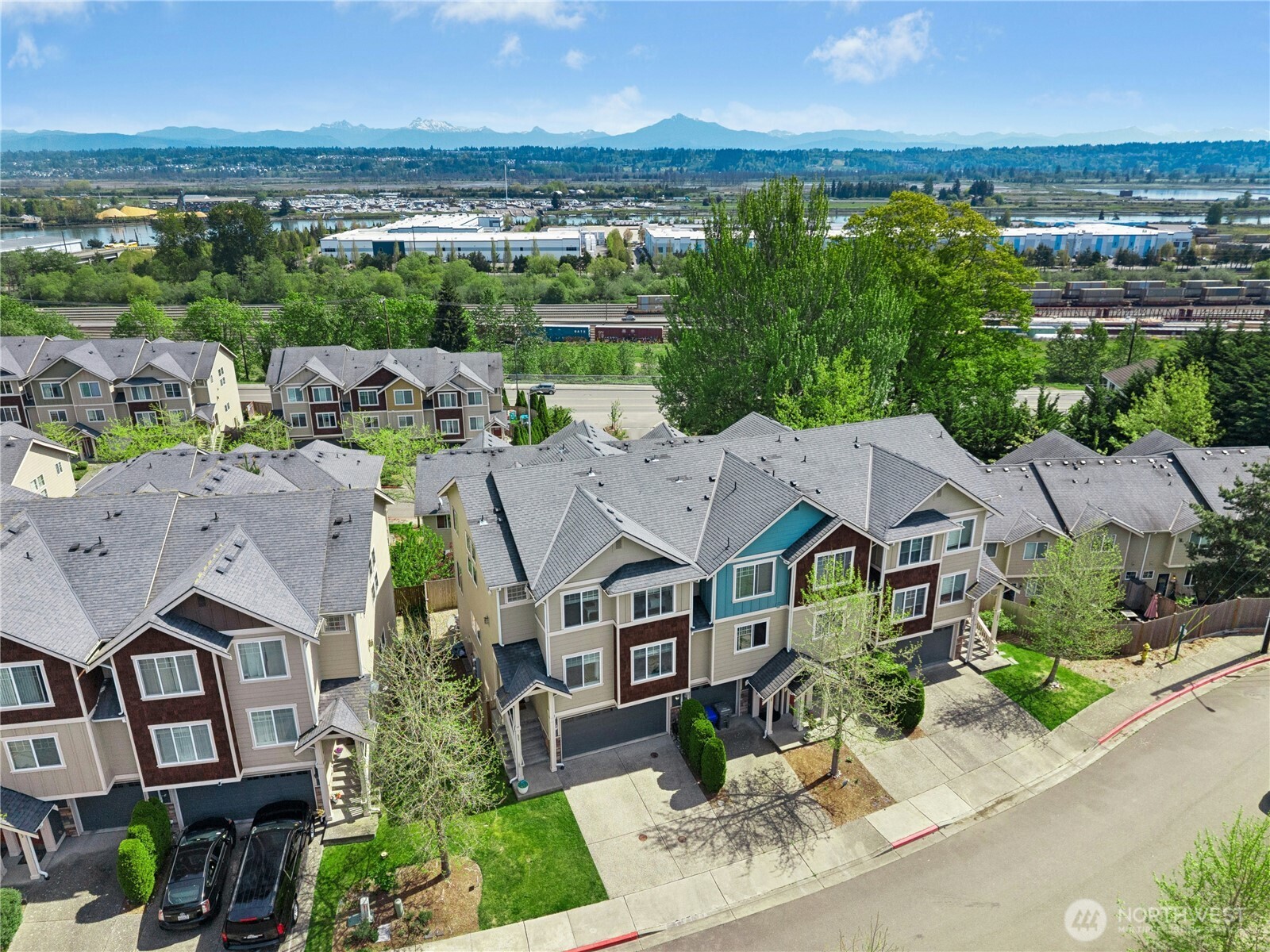 MLS #NWM2500155 image #2