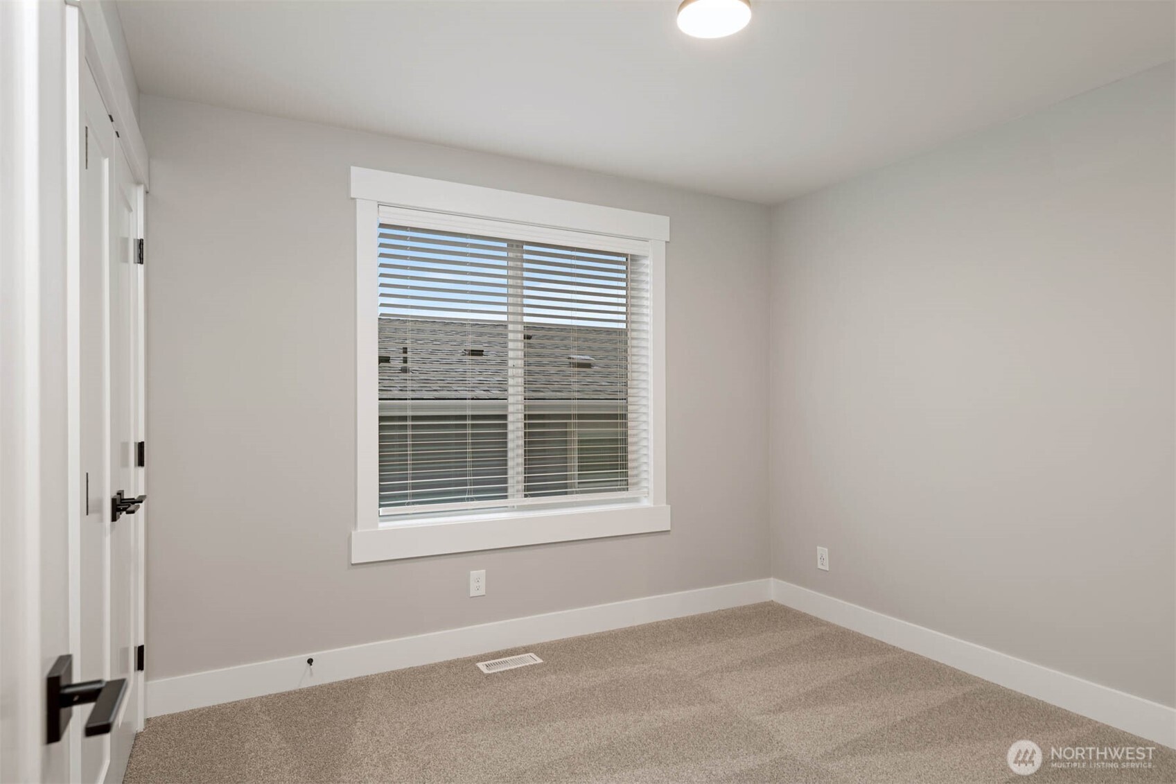 MLS #NWM2500191 image #13
