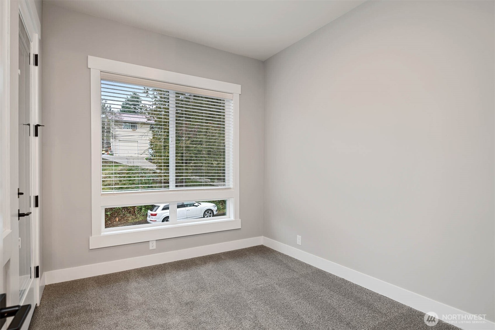 MLS #NWM2500191 image #4